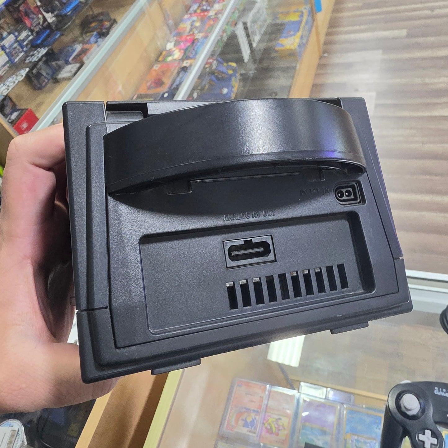 Black Nintendo GameCube System with One Controller and Wires+ Memory Card (924)