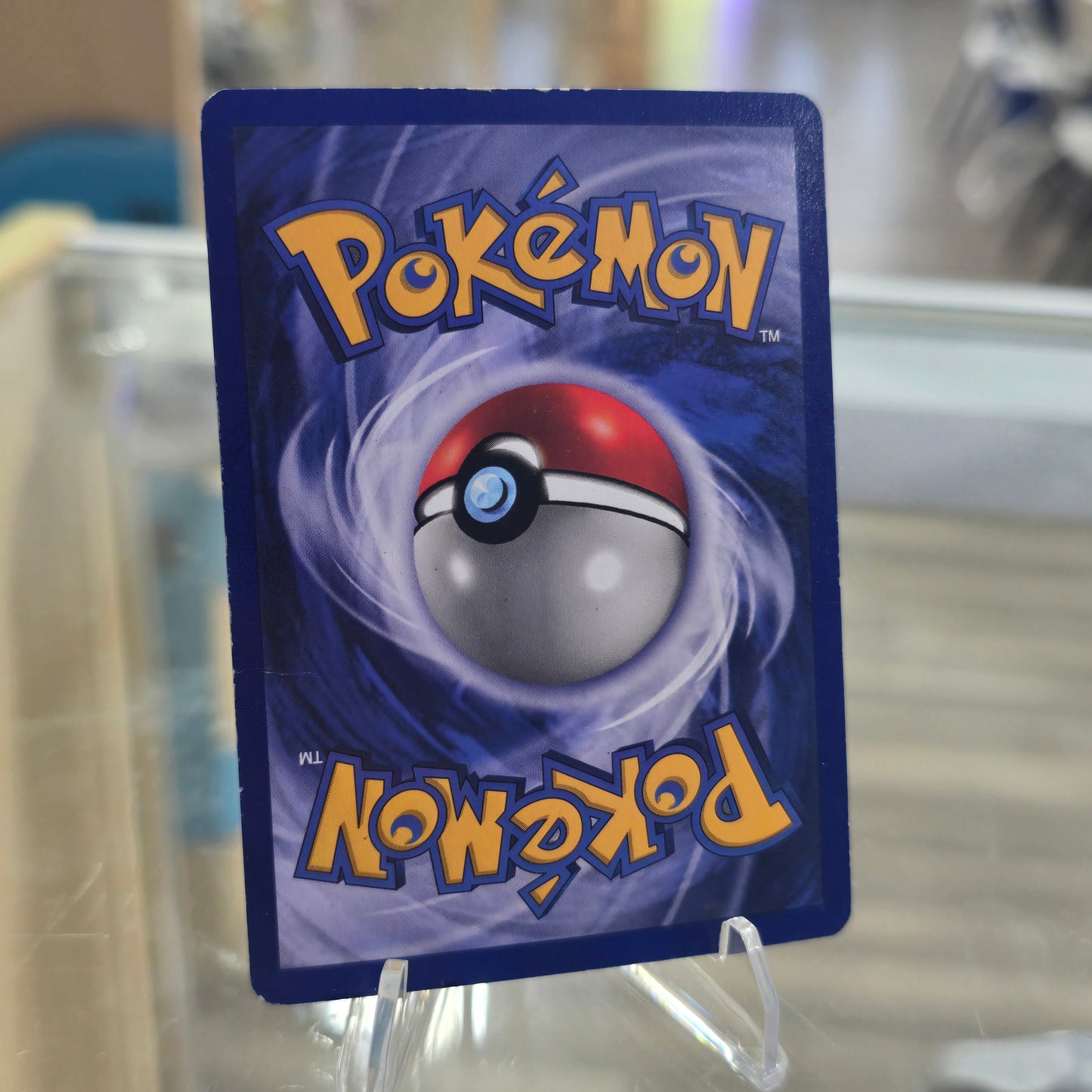 Vaporeon (28) - Jungle Holofoil (HP)