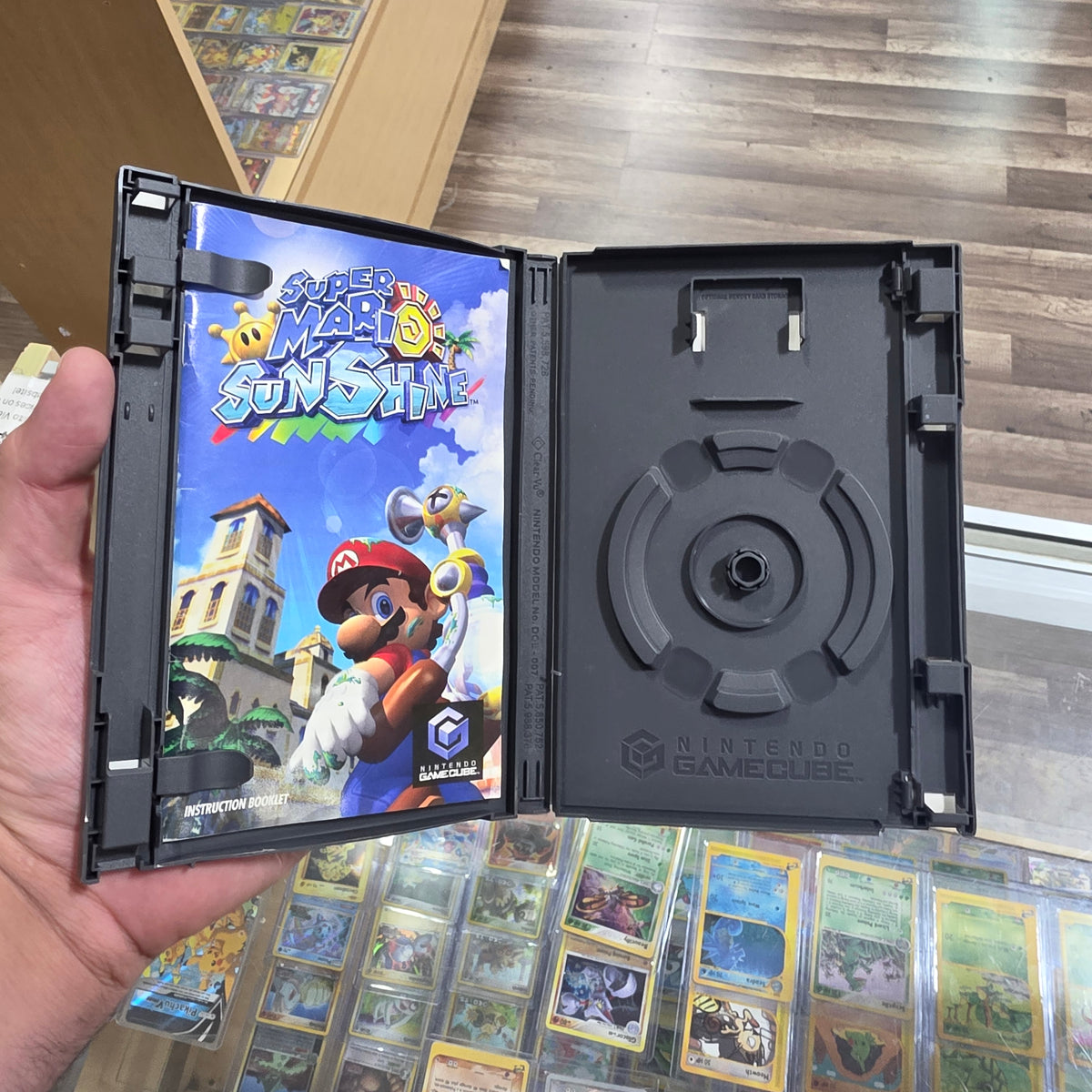 Super Mario Sunshine (COVER ART and Manual ONLY) Nintendo GameCube