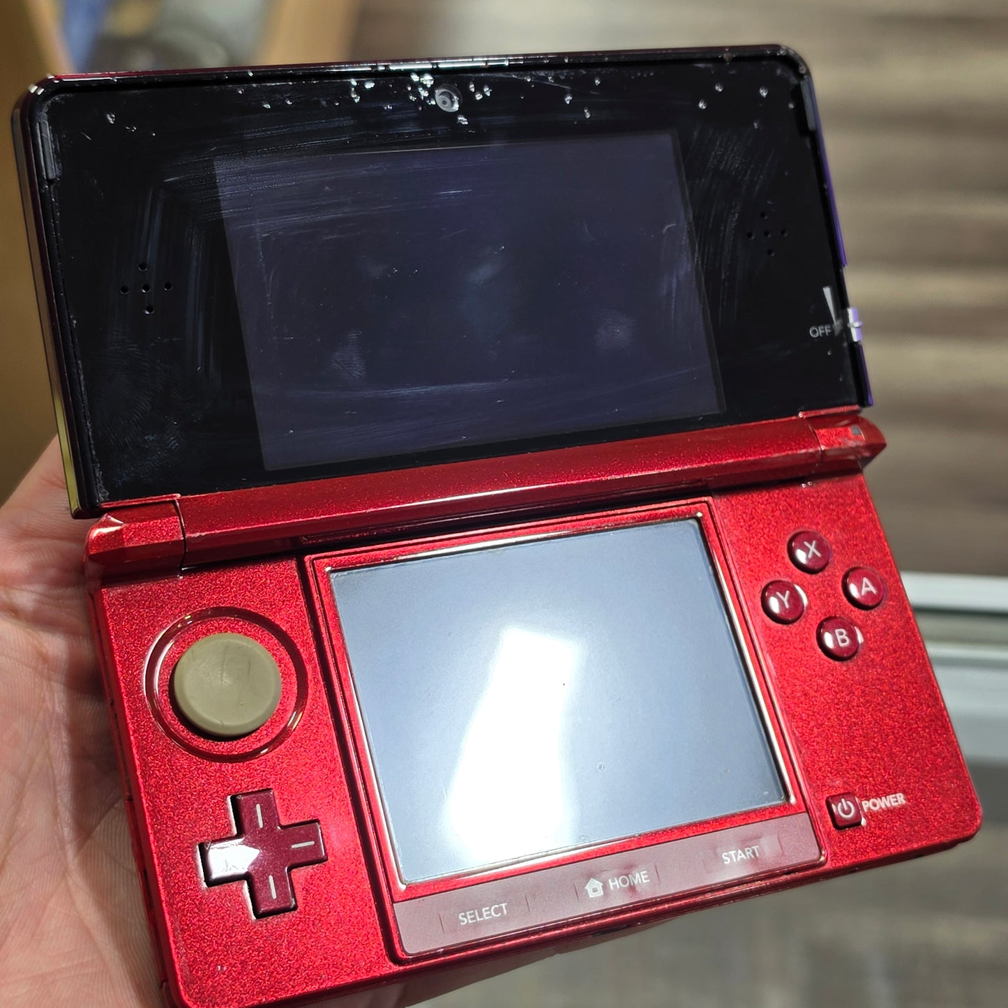 Red Nintendo 3DS Handheld System With Charger (Region Free)(JAPANESE TO US)