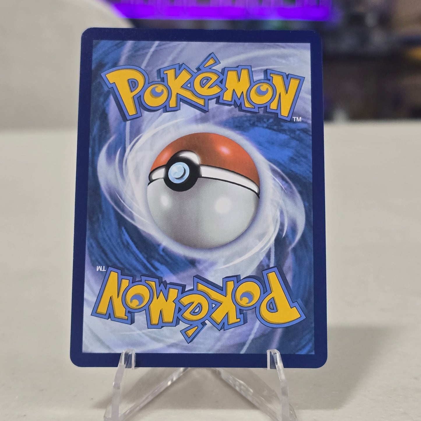 Victini - 172/086 - SV: White Flare (NM)