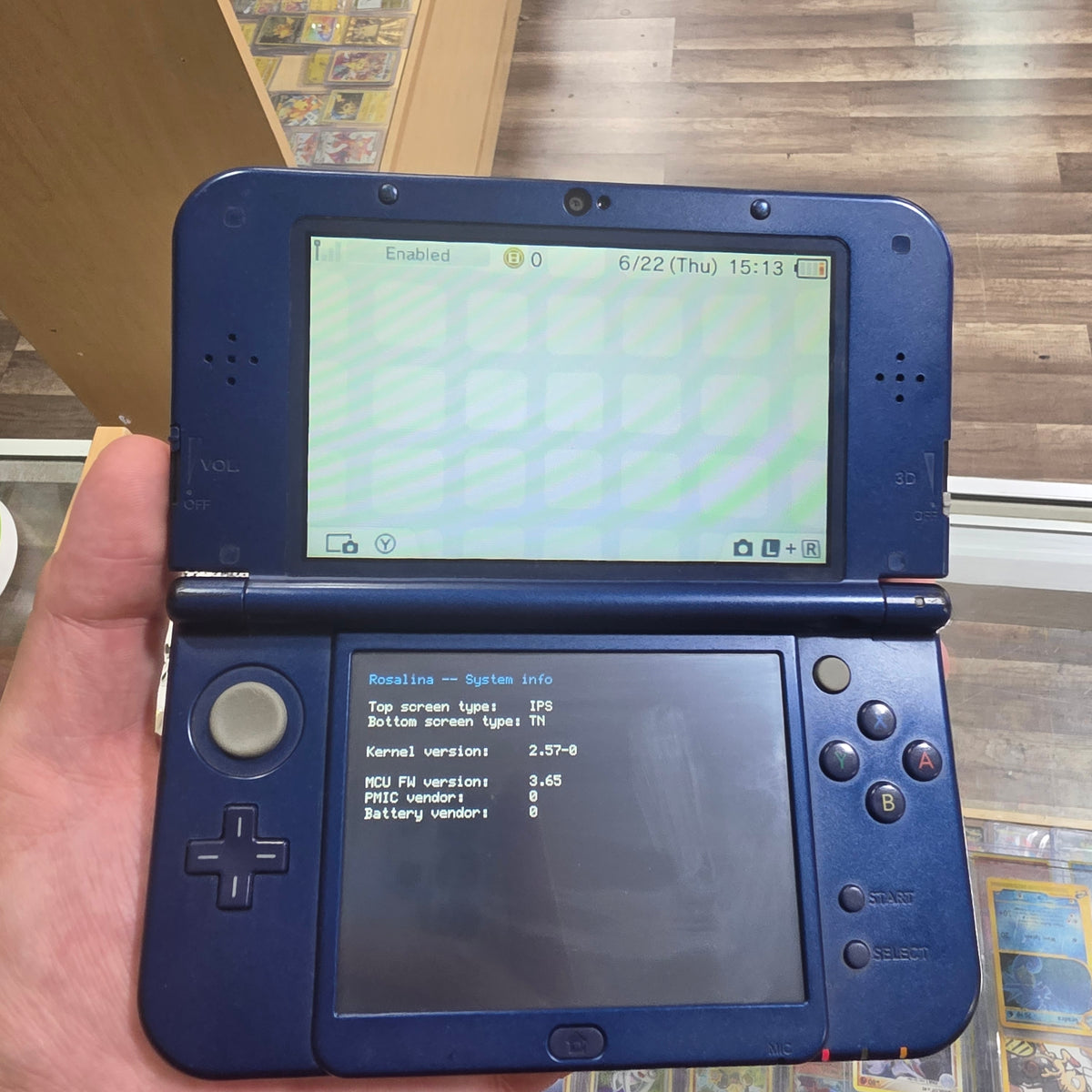 (962)(IPS Top Screen) New Nintendo 3DS XL Handheld System (Blue) w/ Charger (Region Free)(JAPANESE TO US)
