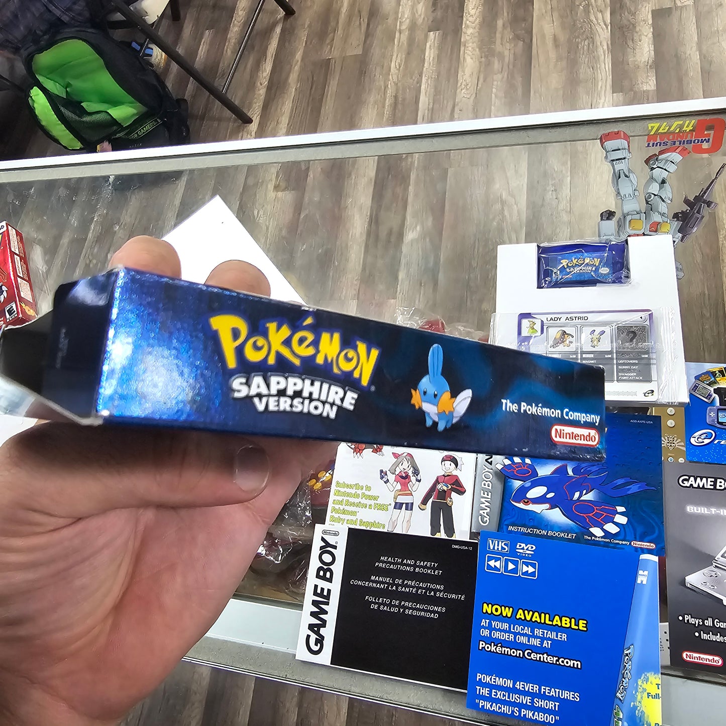 Pokémon Sapphire Authentic CIB with Poster Nintendo Gameboy Advance