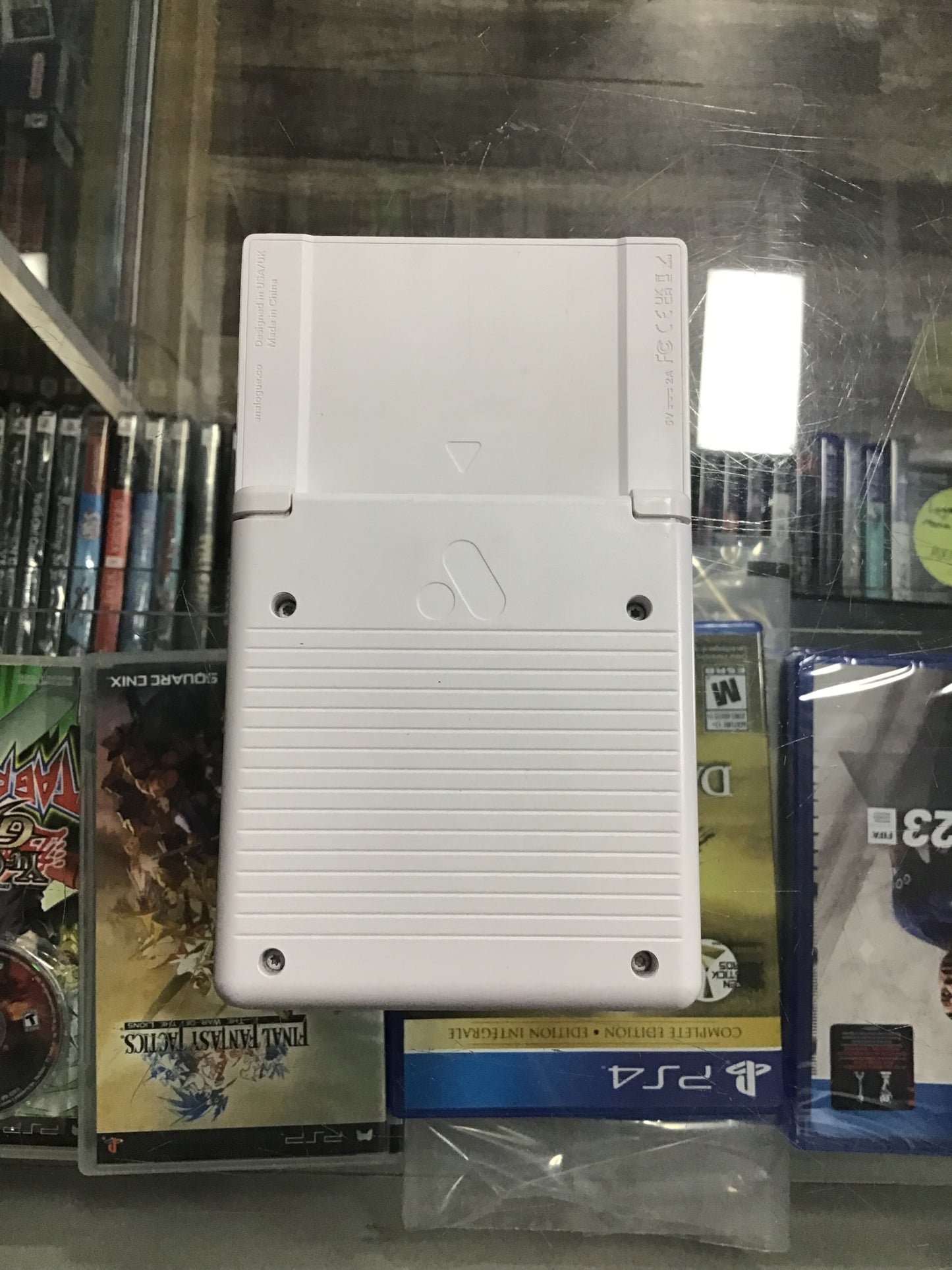 White Analog Pocket Handheld System w/ Digital Games & 128GB SD Card