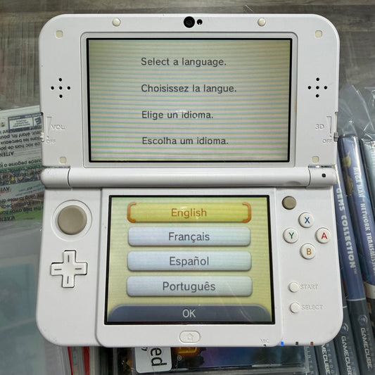 New Nintendo 3DS LL Pearl White JP Nintendo 3DS [Charger Included]