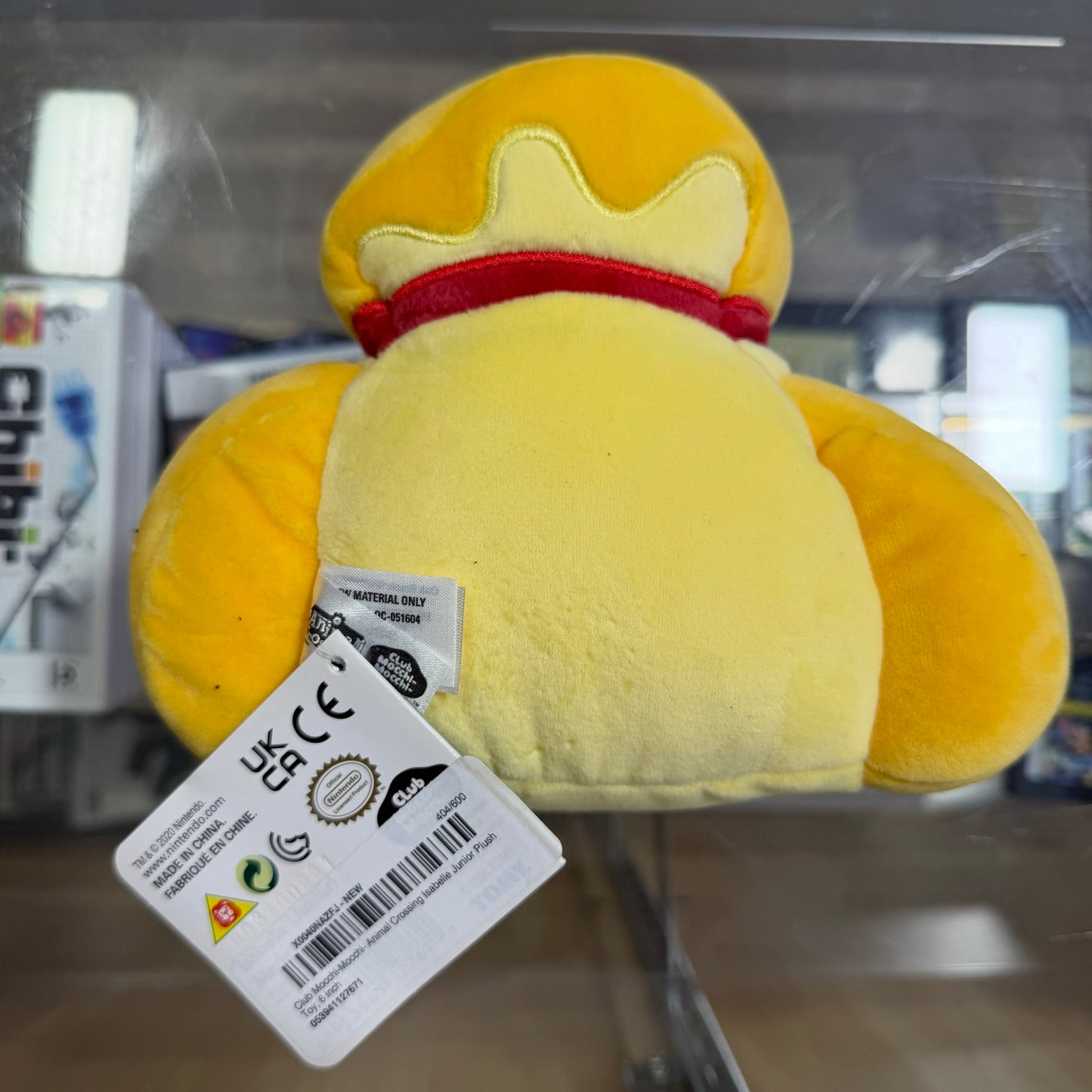 Animal Crossing Isabelle Mochi Plus