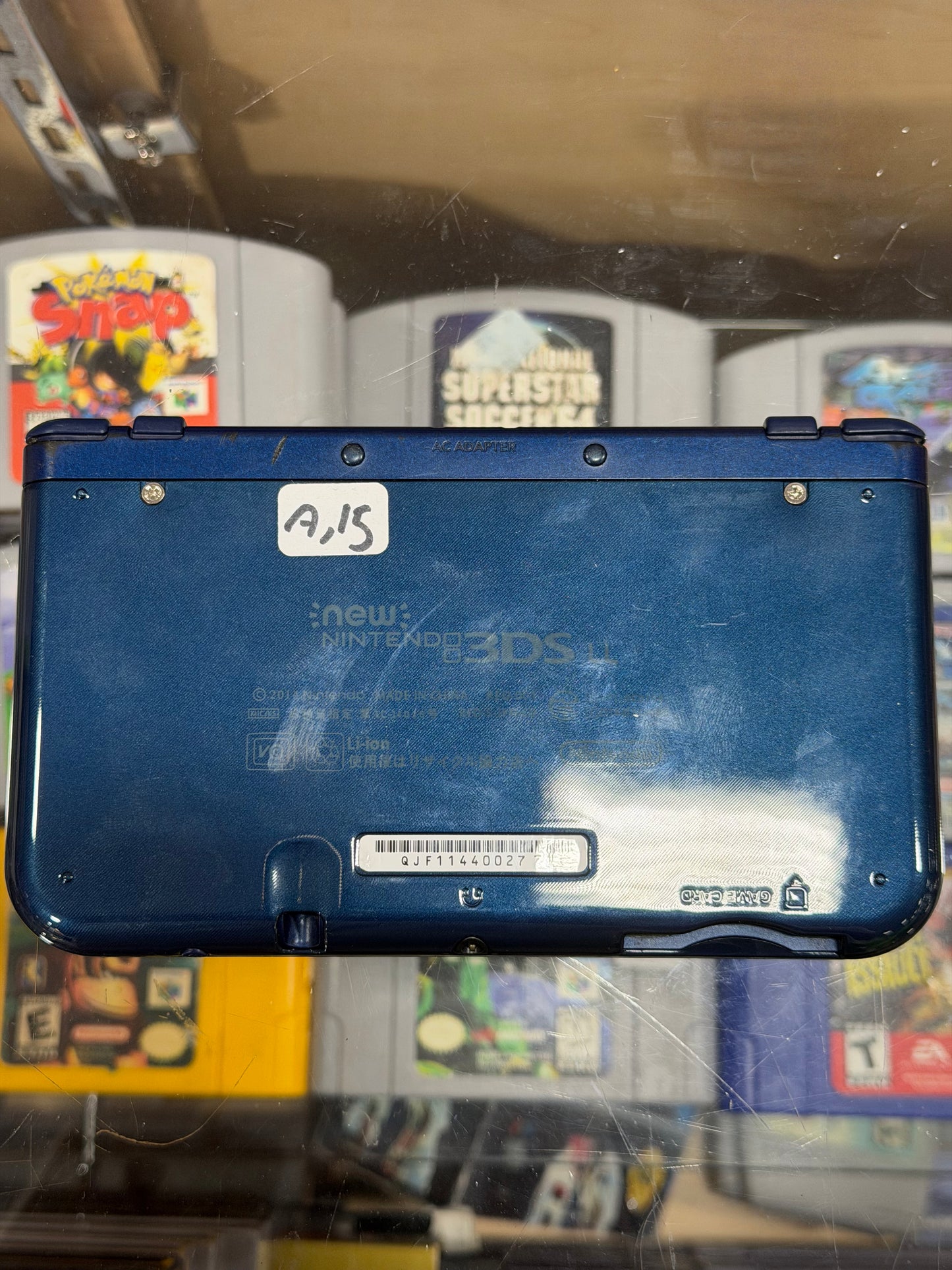 Blue New Nintendo 3DS XL Handheld System With Charger (Region Free)(JAPANESE TO US)