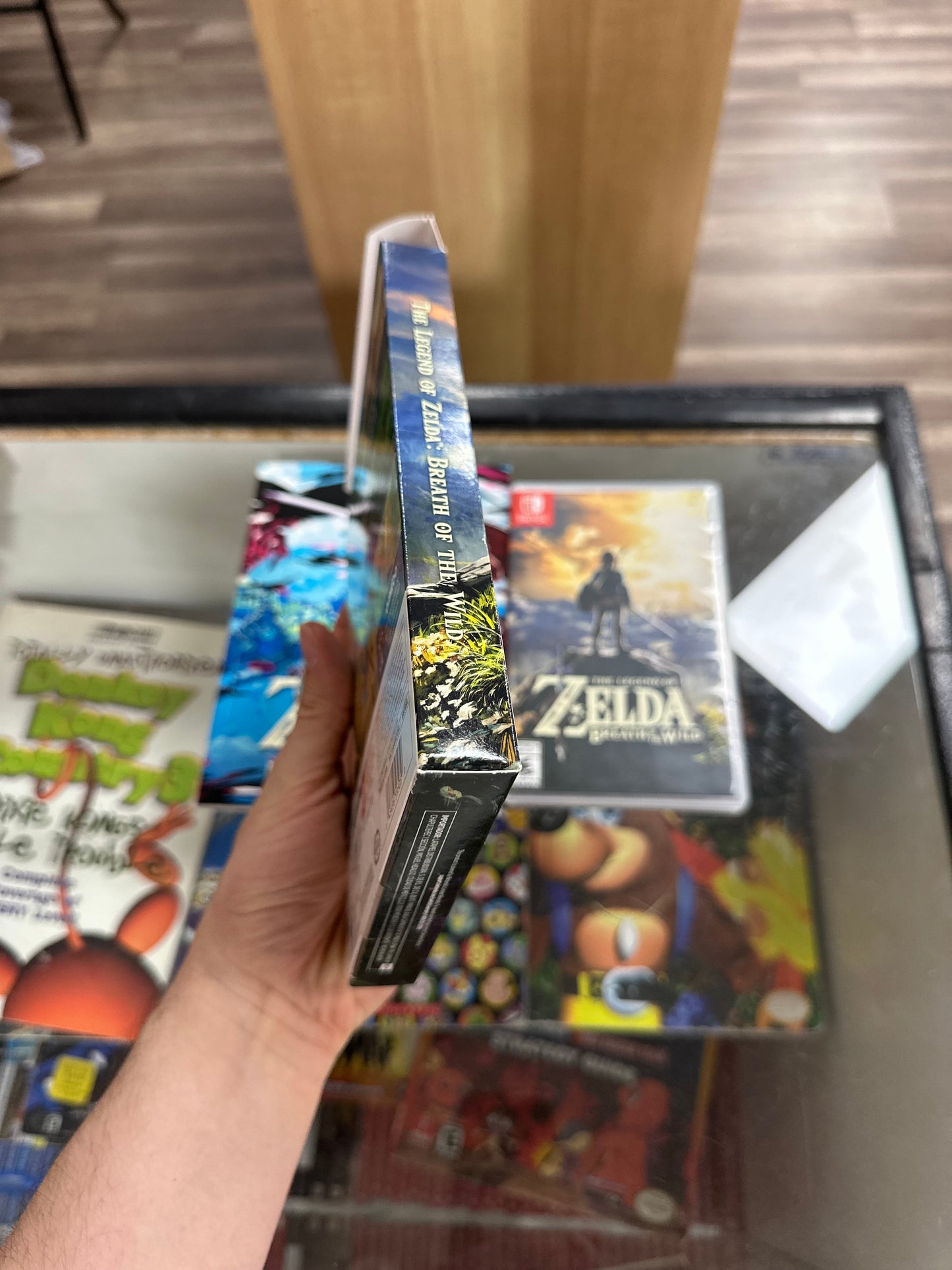 Legend of Zelda Breath of the Wild with Bonus Explorers Guide
