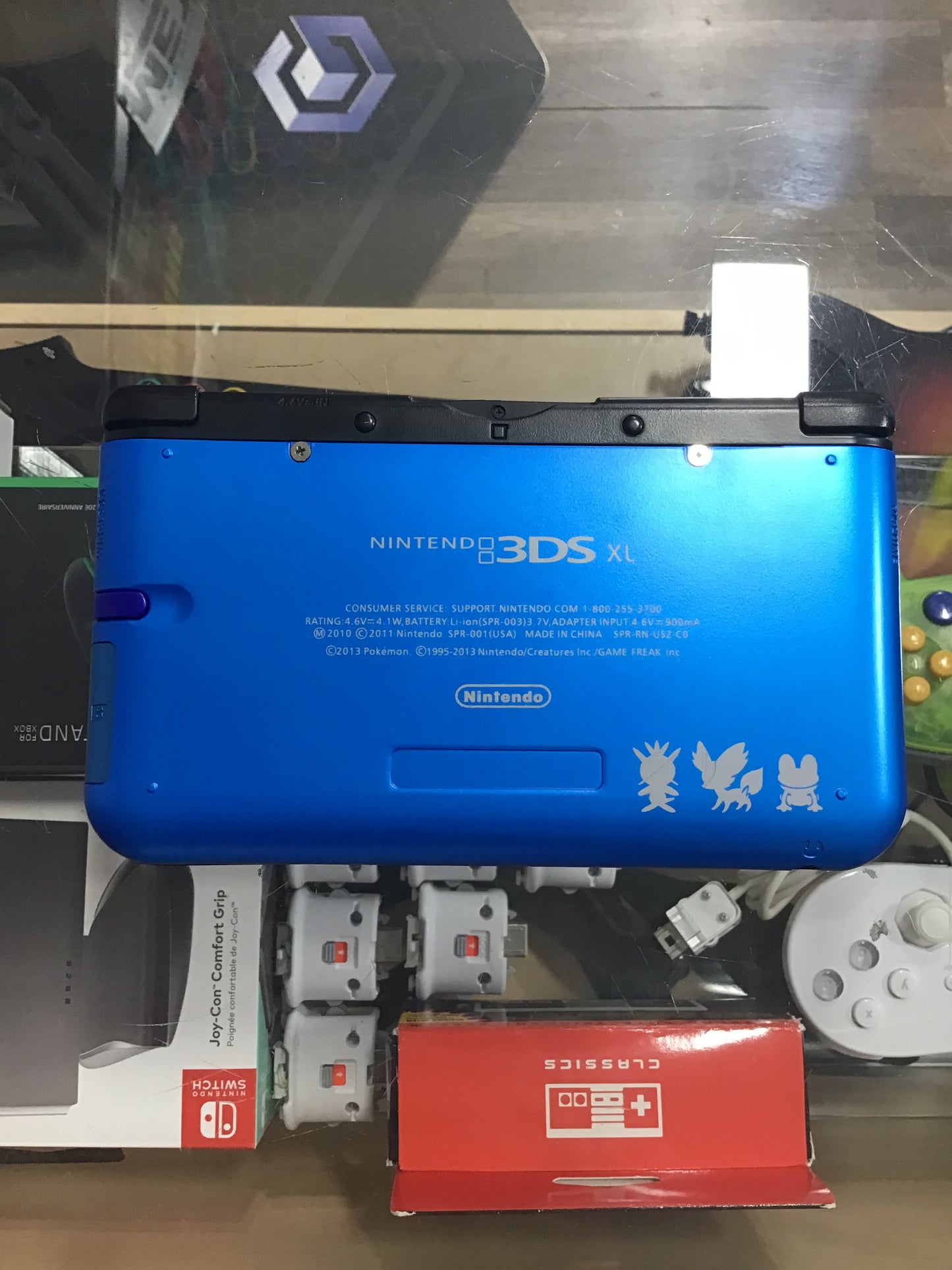 Custom Nintendo 3DS XL Handheld System w/ Charger [(Has Digital Games)(Custom Reshell)] 512GB