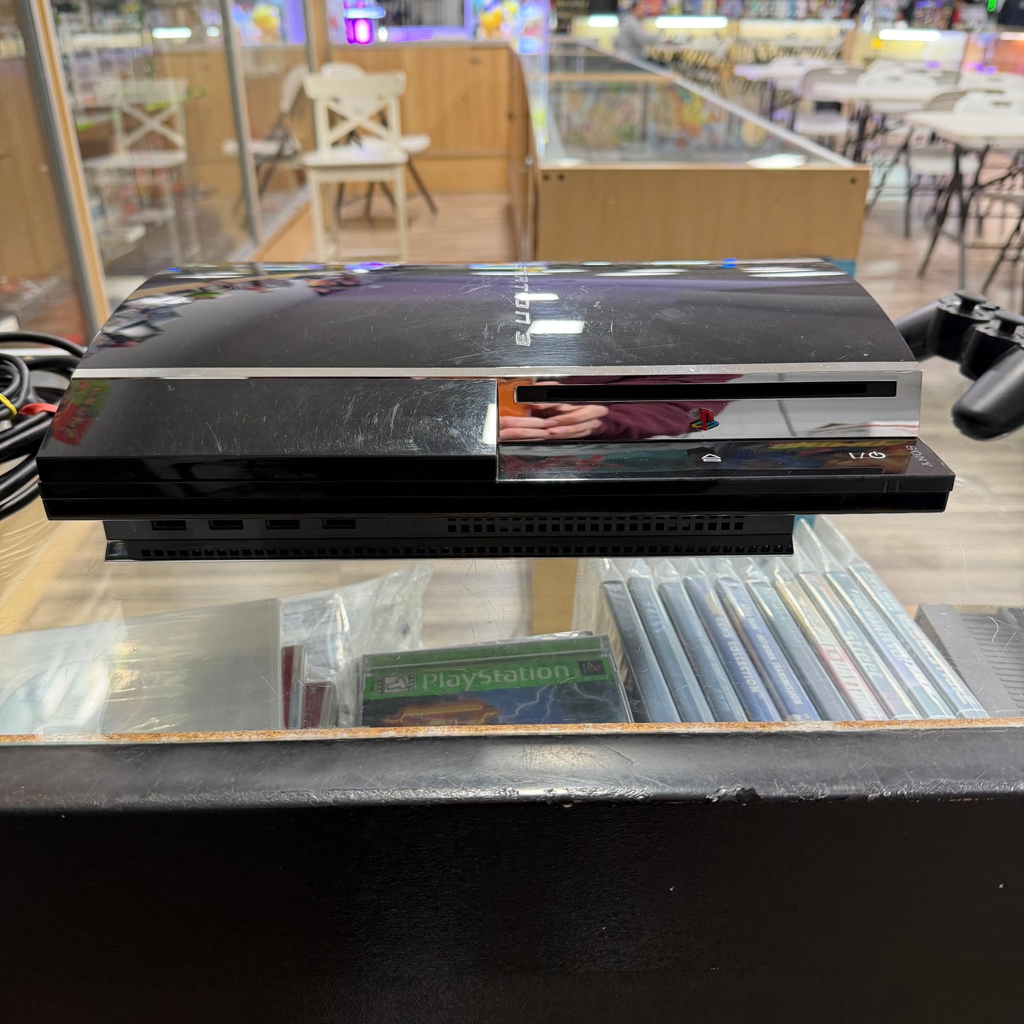 Playstation 3 System 80GB [Backward Compatibility doesn’t work] Playstation 3 [controller and cables included]