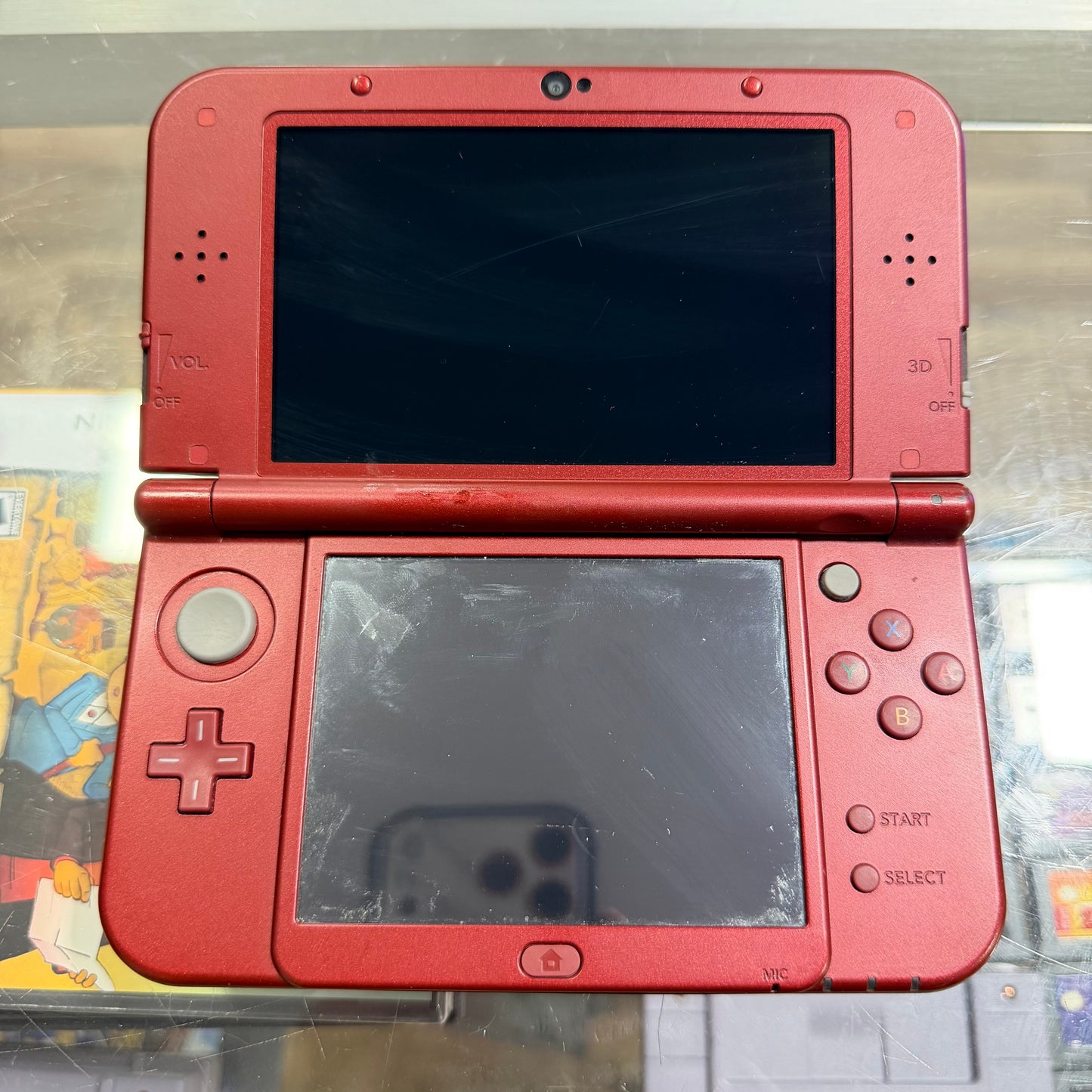 New Nintendo 3DS XL Red Nintendo 3DS (Charger included)