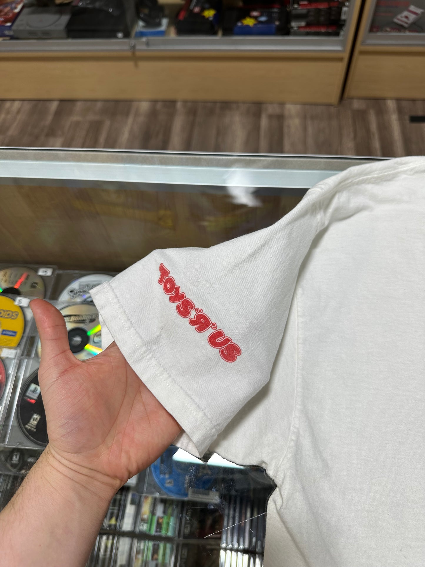 Super Mario 64 Toys R Us Vintage Shirt Size XL