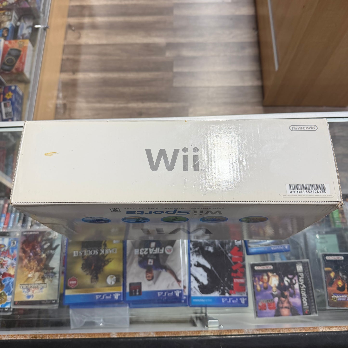 White Nintendo Wii System (CIB)