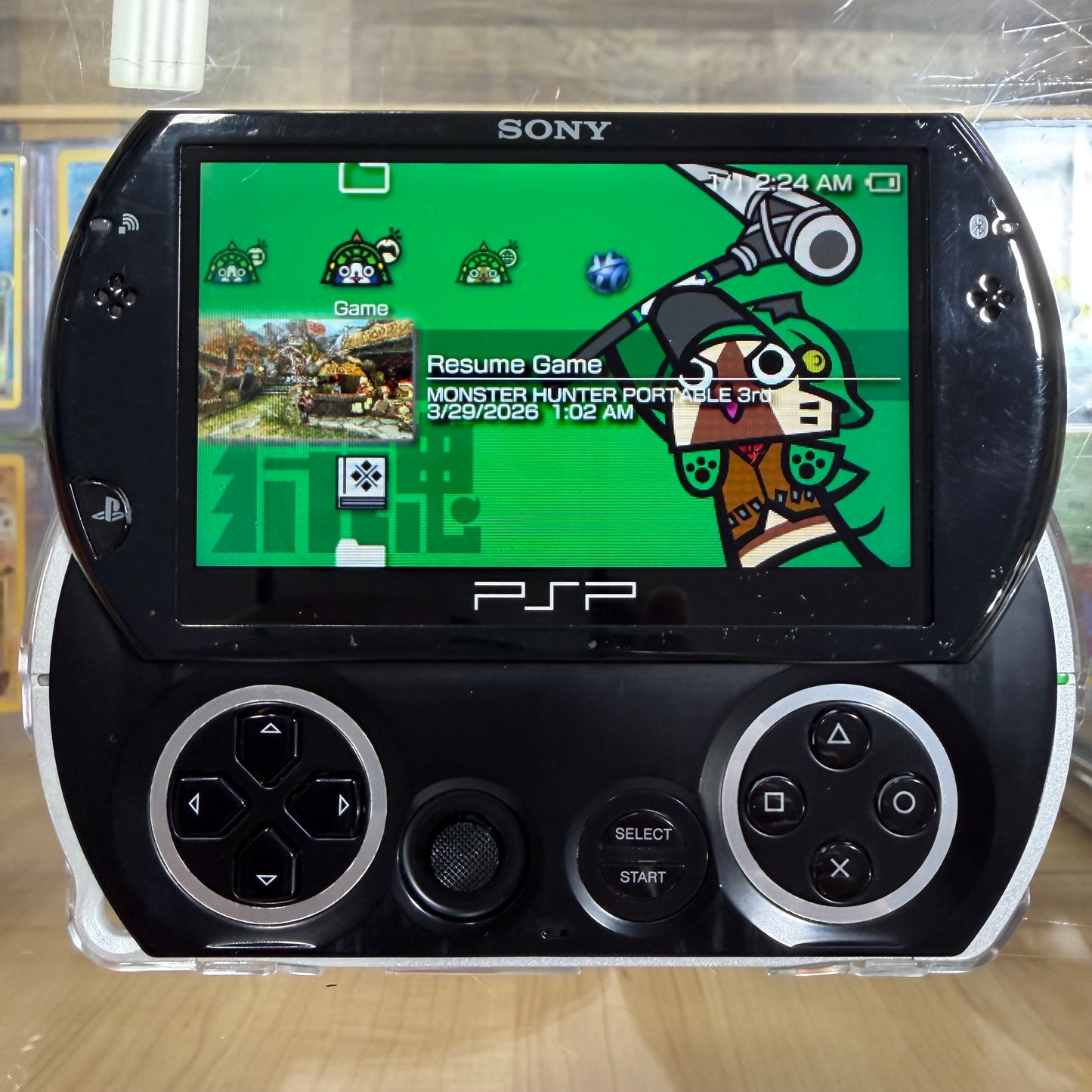 PSP Go Piano Black PSP (Pre Installed Games) (Micro SD Card Upgrade)