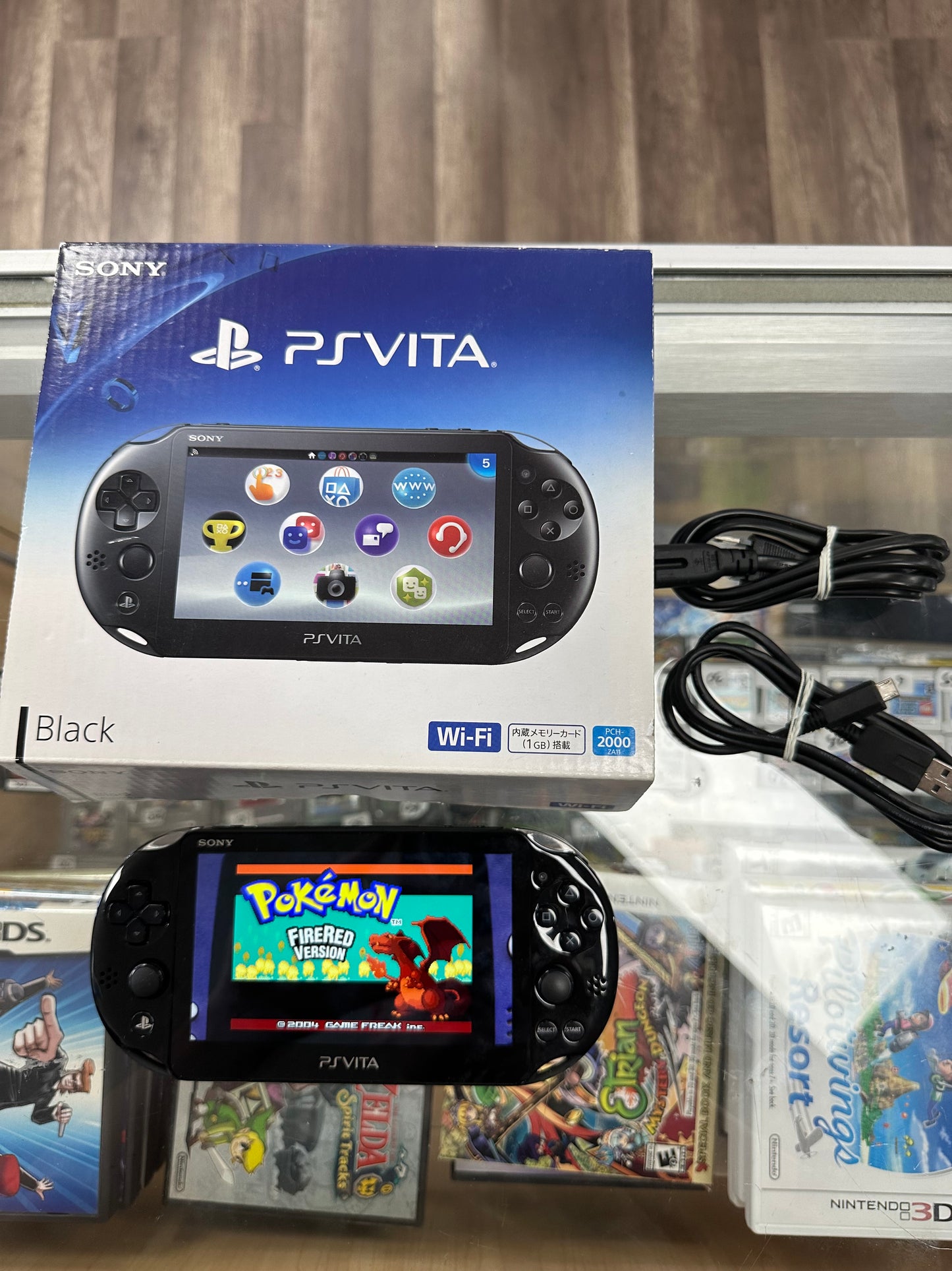 PS Vita CIB with Ps Vita PSP Gameboy Pokémon and other digital games