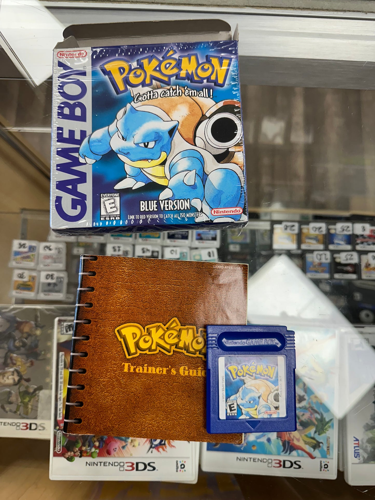 Pokémon Blue Nintendo Gameboy CIB  With Seal