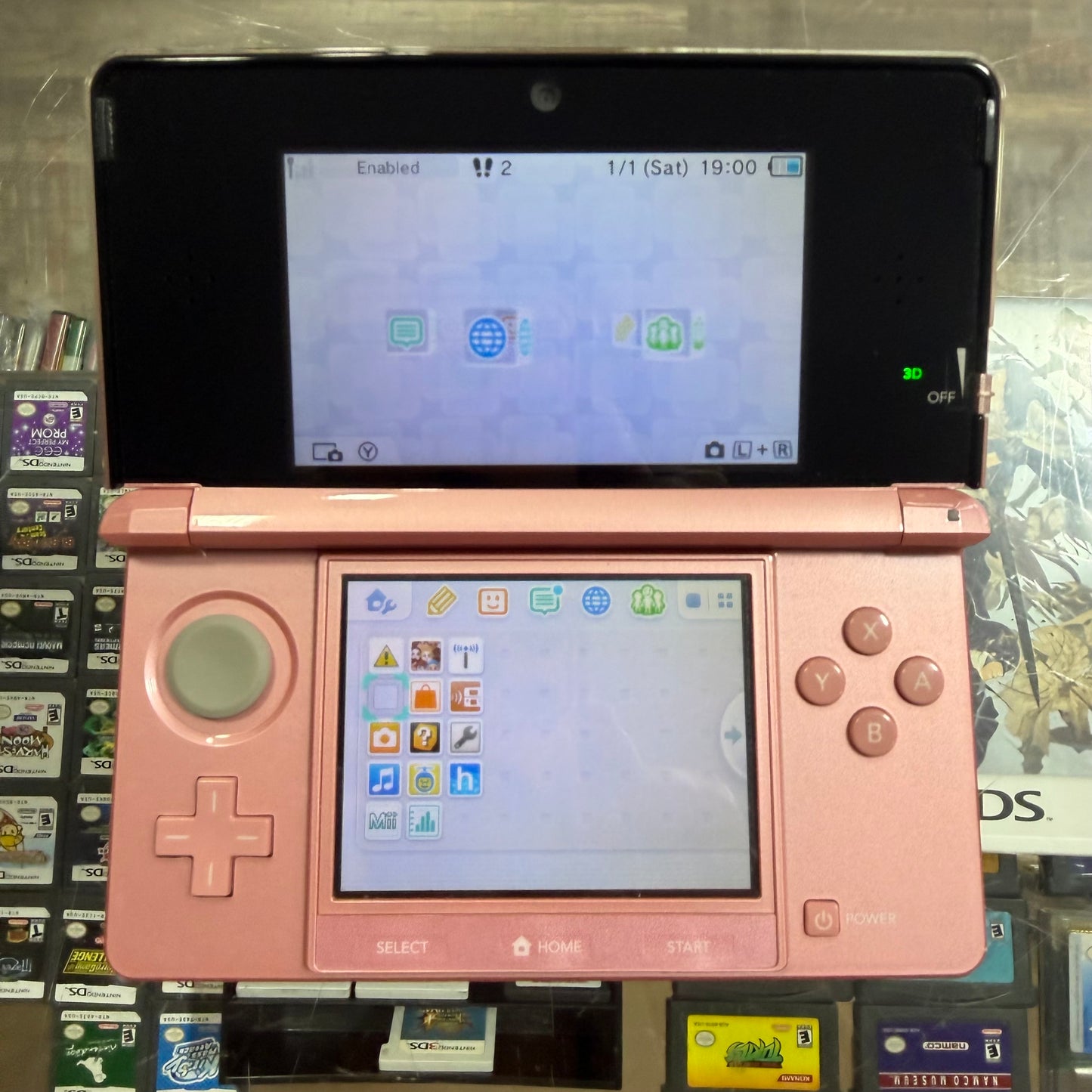 Pink Nintendo 3DS Handheld System With Charger (Region Free) (JAPANESE TO US) ( 9 7 9 0 )