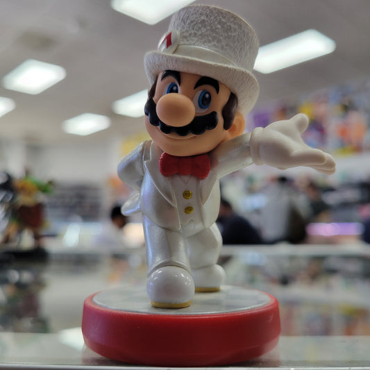 Super Mario Wedding Amiibo