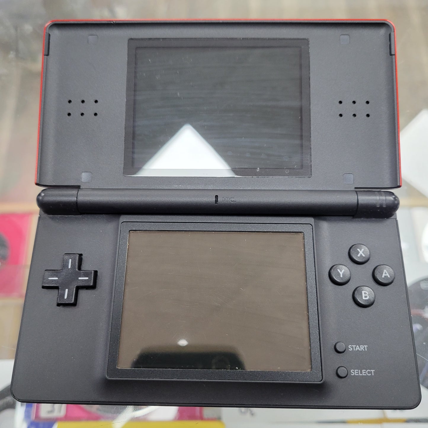 Red Nintendo DS Lite