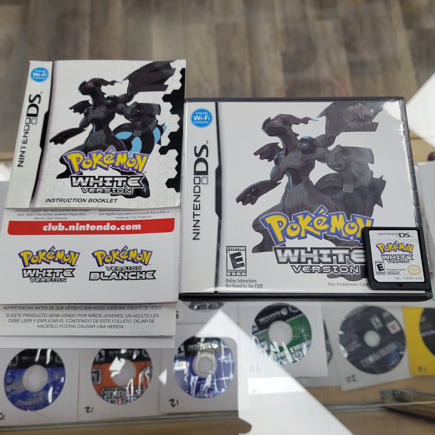 Pokémon White Version Nintendo DS