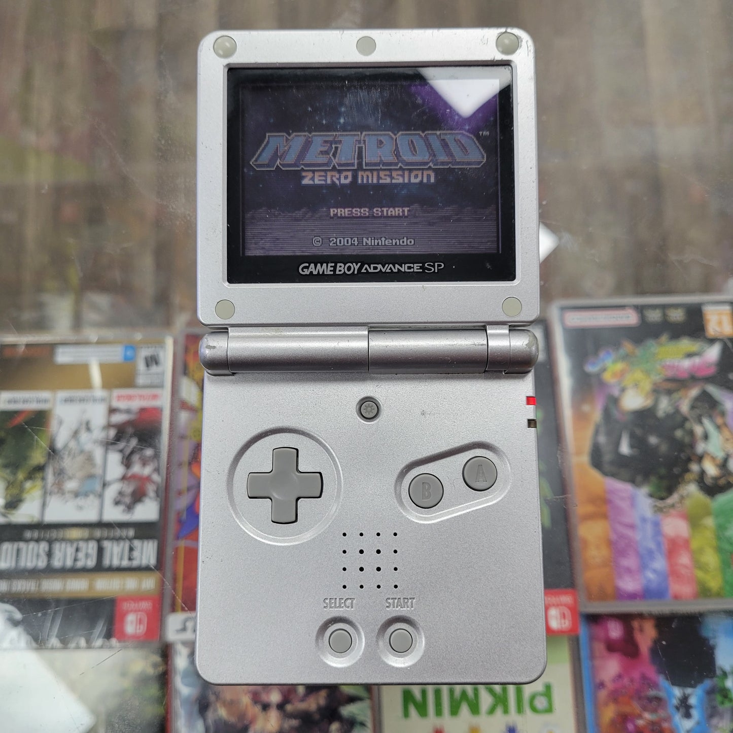 Silver Nintendo Gameboy Advance SP