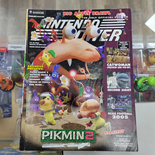 Nintendo Power Volume 183 With stickers and poster
