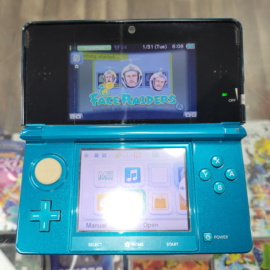 Blue Nintendo 3DS With Charger