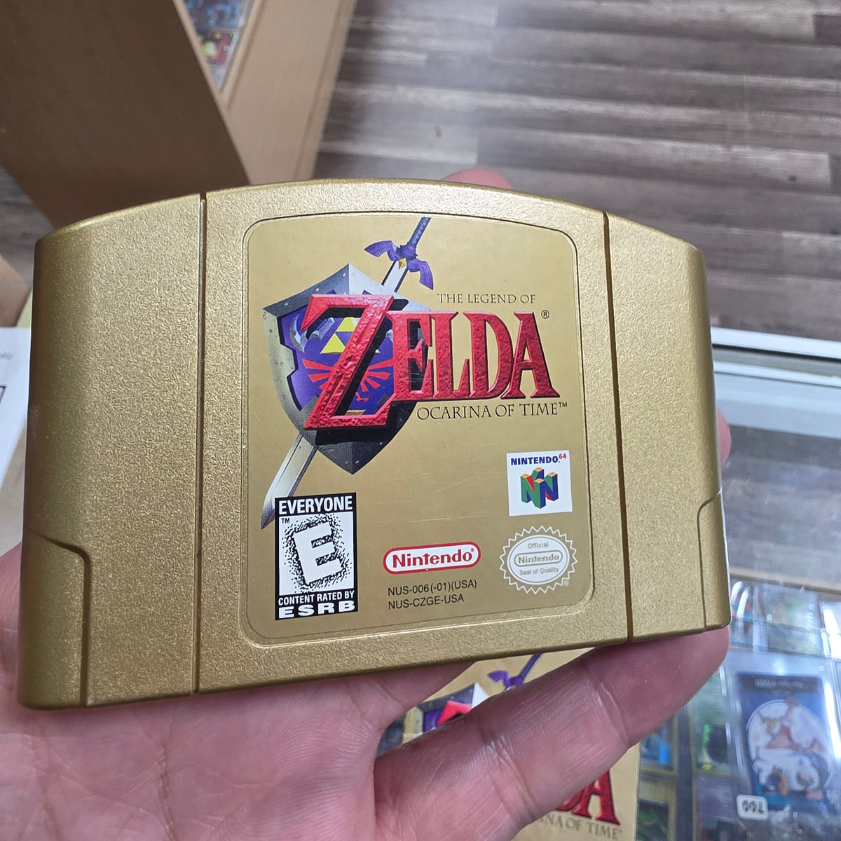 Zelda Ocarina of Time [Collector's Edition] Nintendo 64 (BOX IS ROUGH CONDITION) with Box Protector