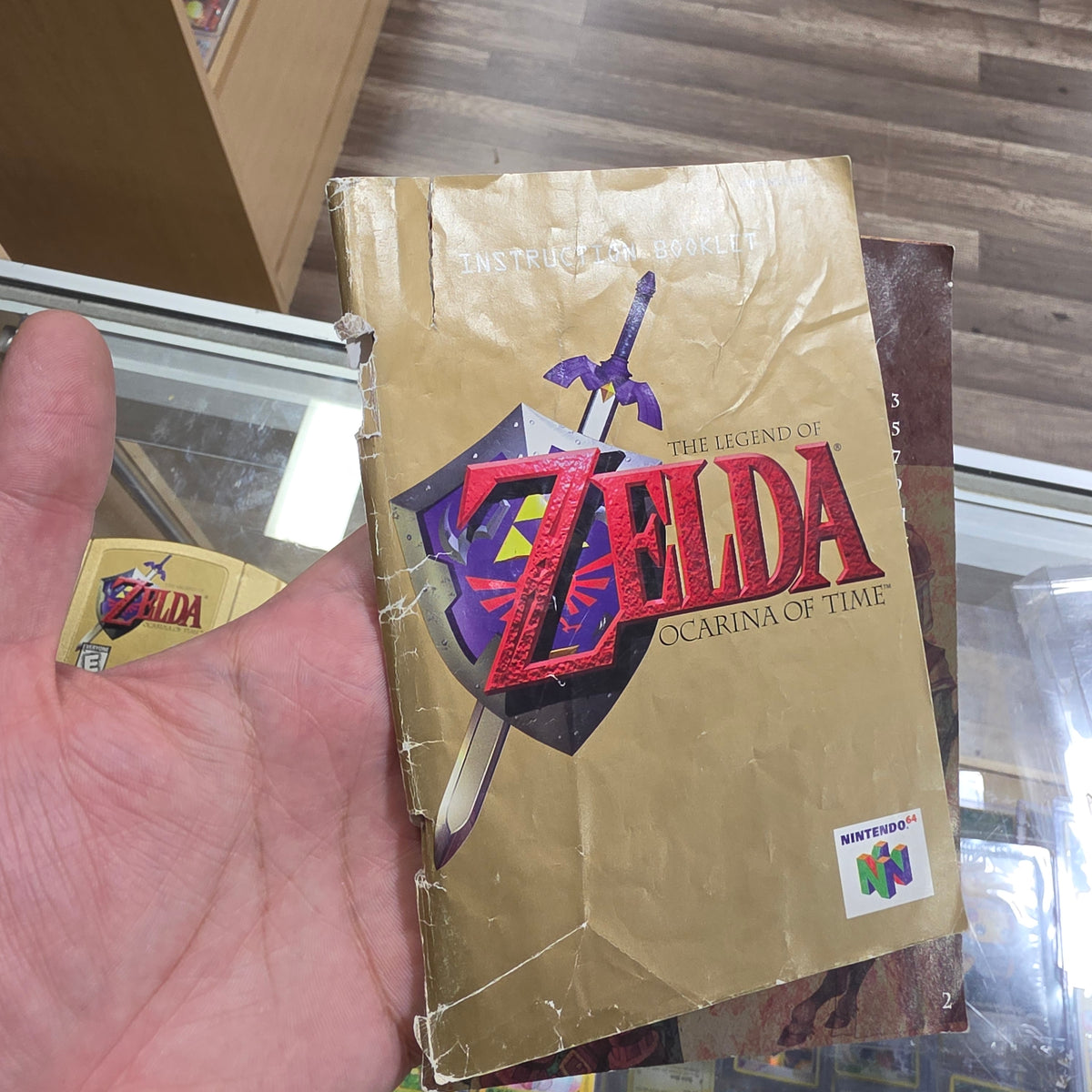 Zelda Ocarina of Time [Collector's Edition] Nintendo 64 (BOX IS ROUGH CONDITION) with Box Protector