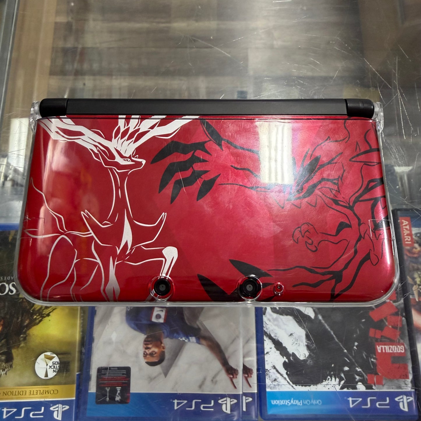 Nintendo 3DS XL Pokemon Xerneas + Yveltal Red Edition Handheld System with Charger (CLEAN)