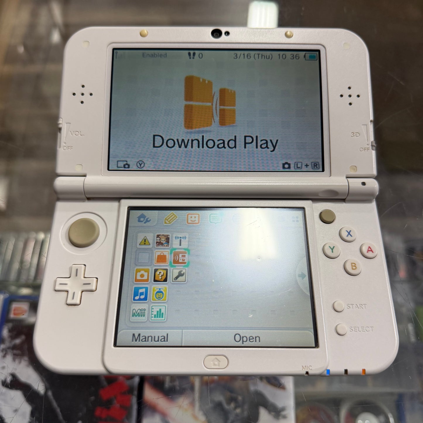 White New Nintendo 3DS XL Handheld System With Charger Bottom IPS (Region Free)(JAPANESE TO US) 103