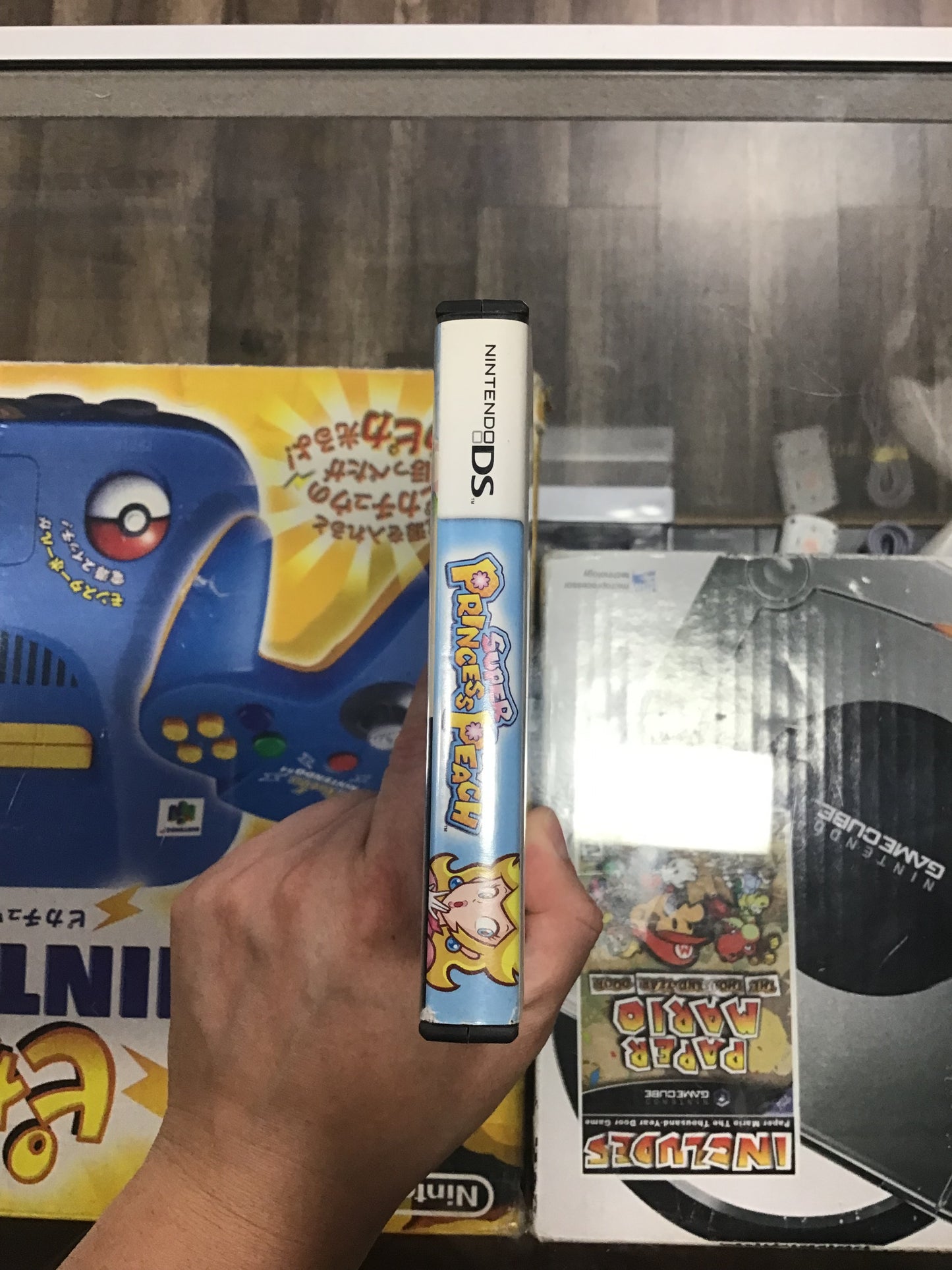 Super Princess Peach Nintendo DS Case and Manual ONLY
