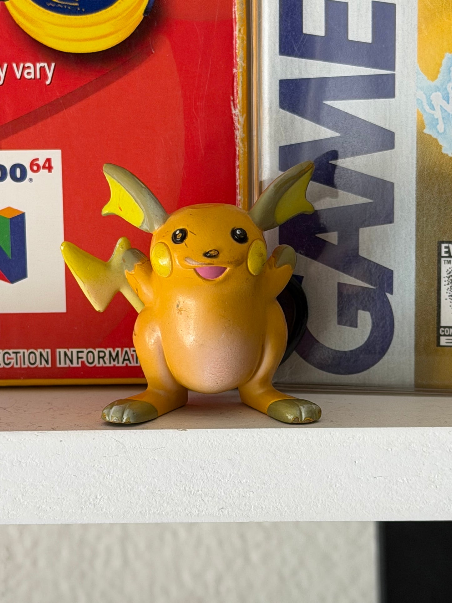 Raichu Tomy Pokemon Figure