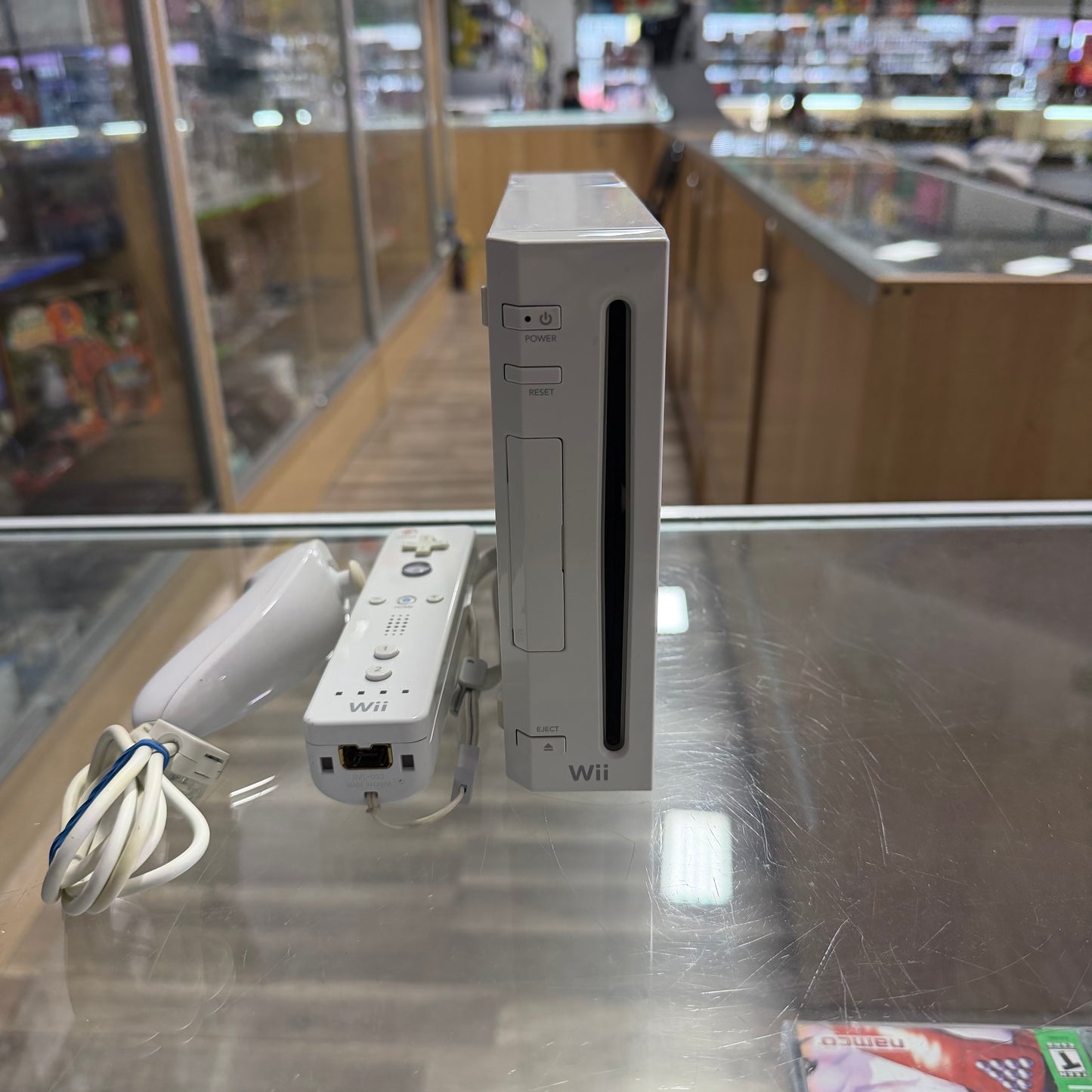 Nintendo Wii System with all wires and Controllers (366)