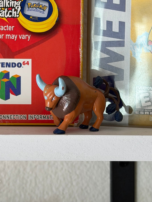 Tauros Tomy Pokemon Figure