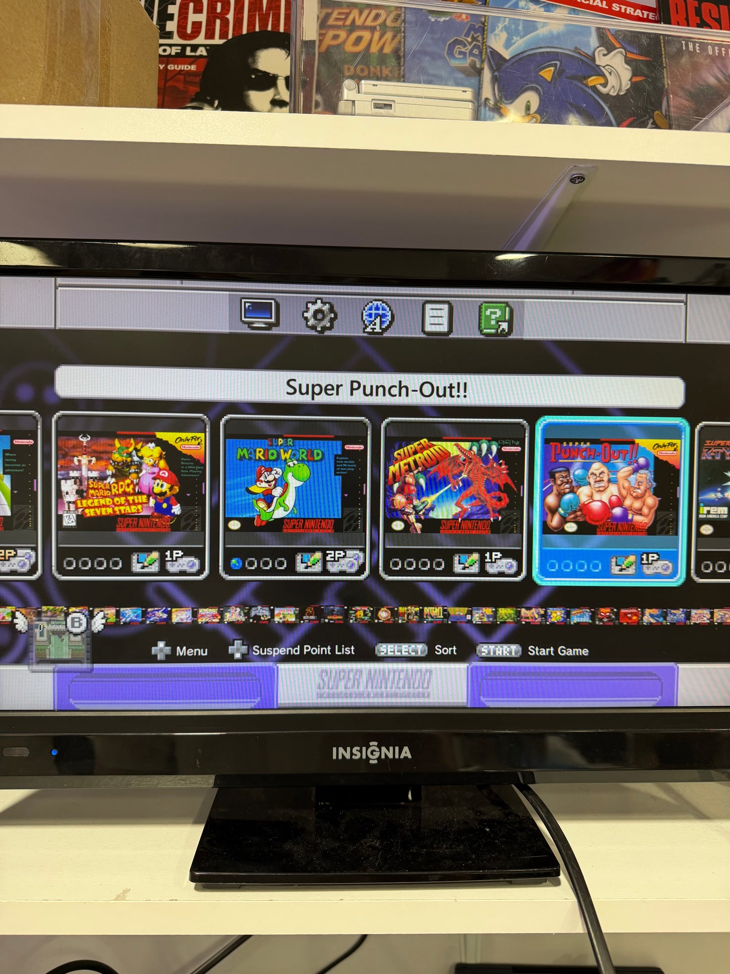 Super Nintendo Classic CIB - 2 Controllers, Additional Digital Games