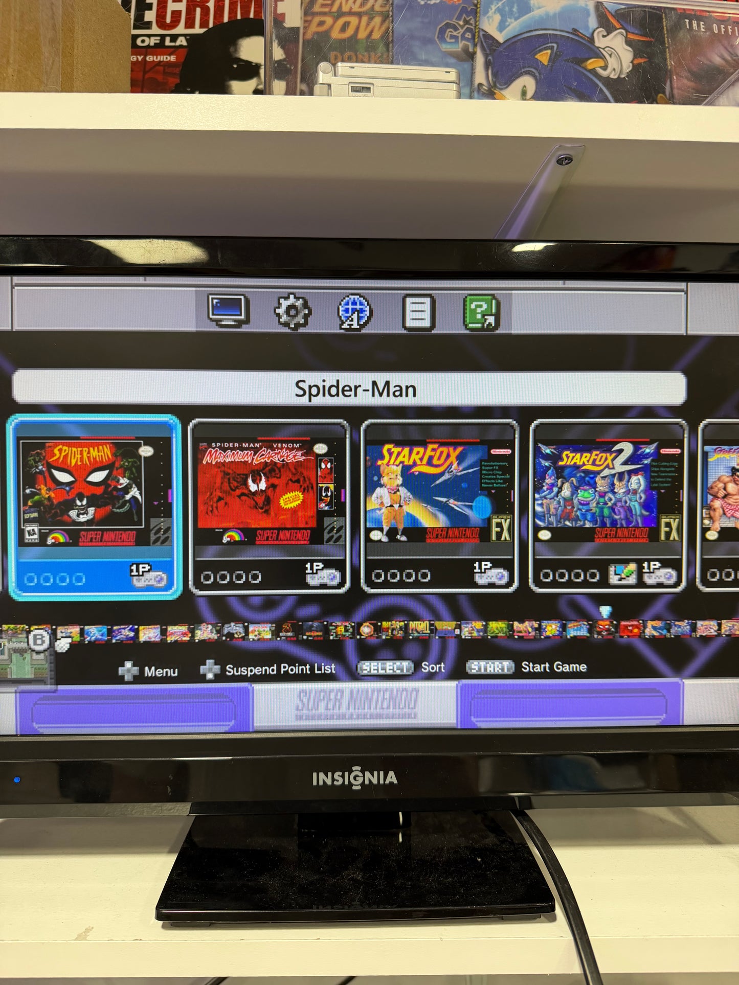 Super Nintendo Classic CIB - 2 Controllers, Additional Digital Games