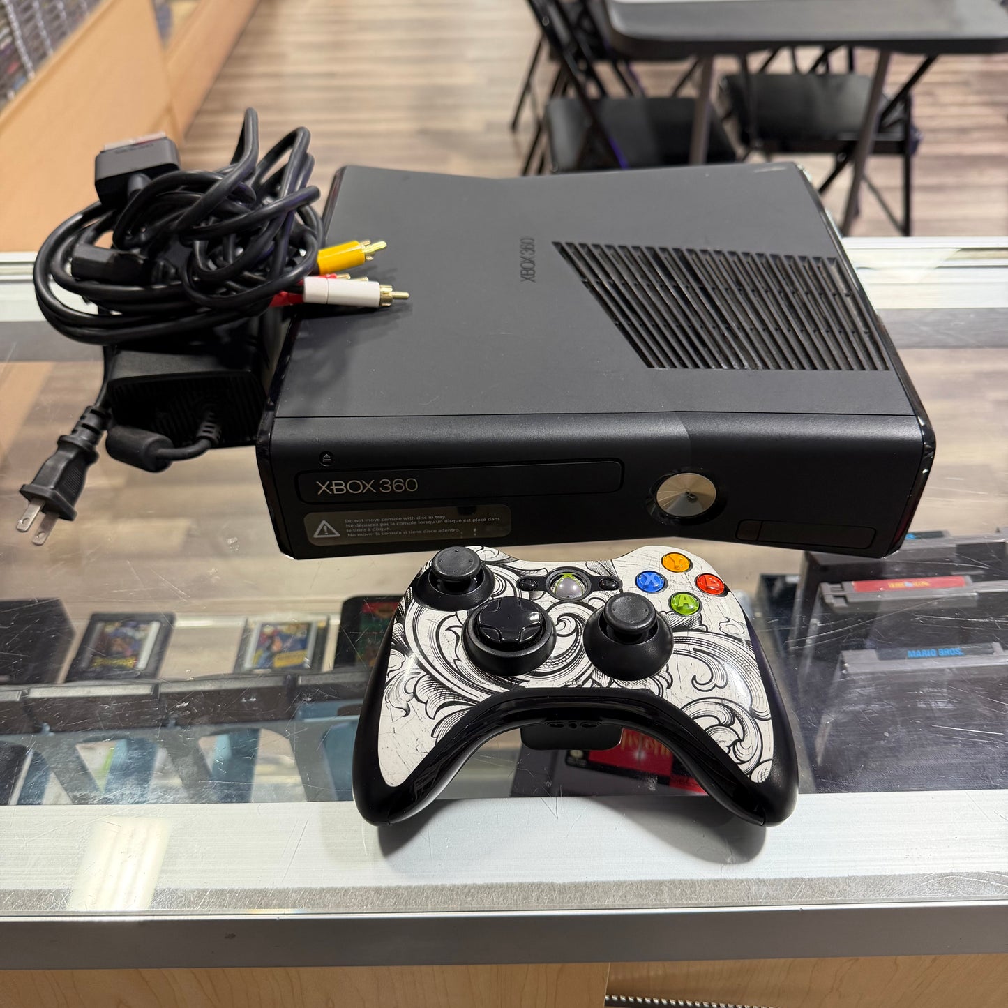 Xbox 360 Slim Console System Xbox 360 (controller AV cables included)