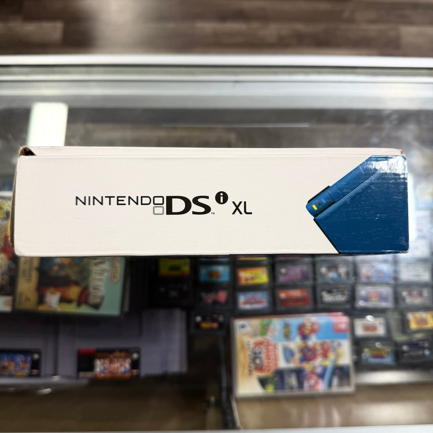 Nintendo DSi XL Midnight Blue Handheld System with Box and Charger