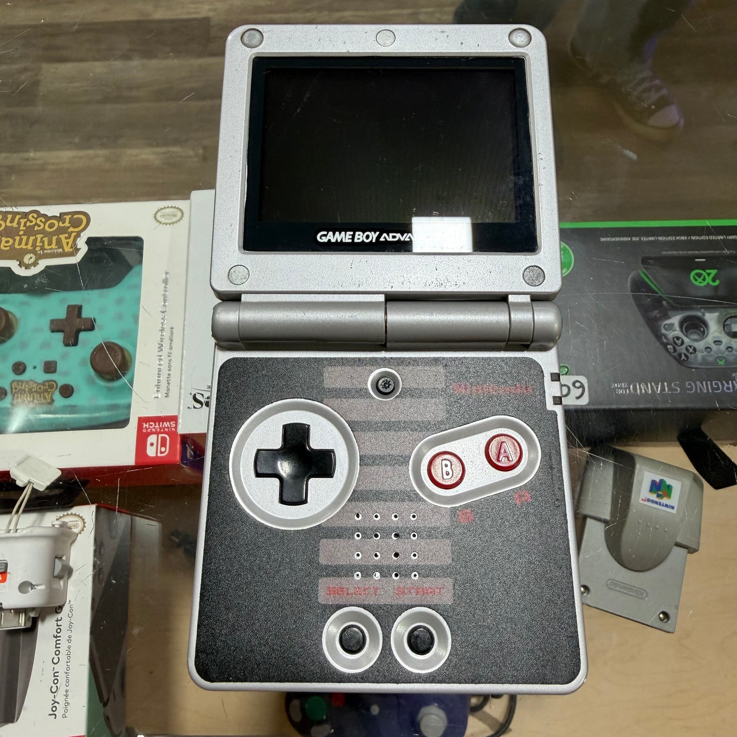 NES Nintendo Gameboy Advance SP Handheld System with Charger 101 Model (Has Whiting around Corners)