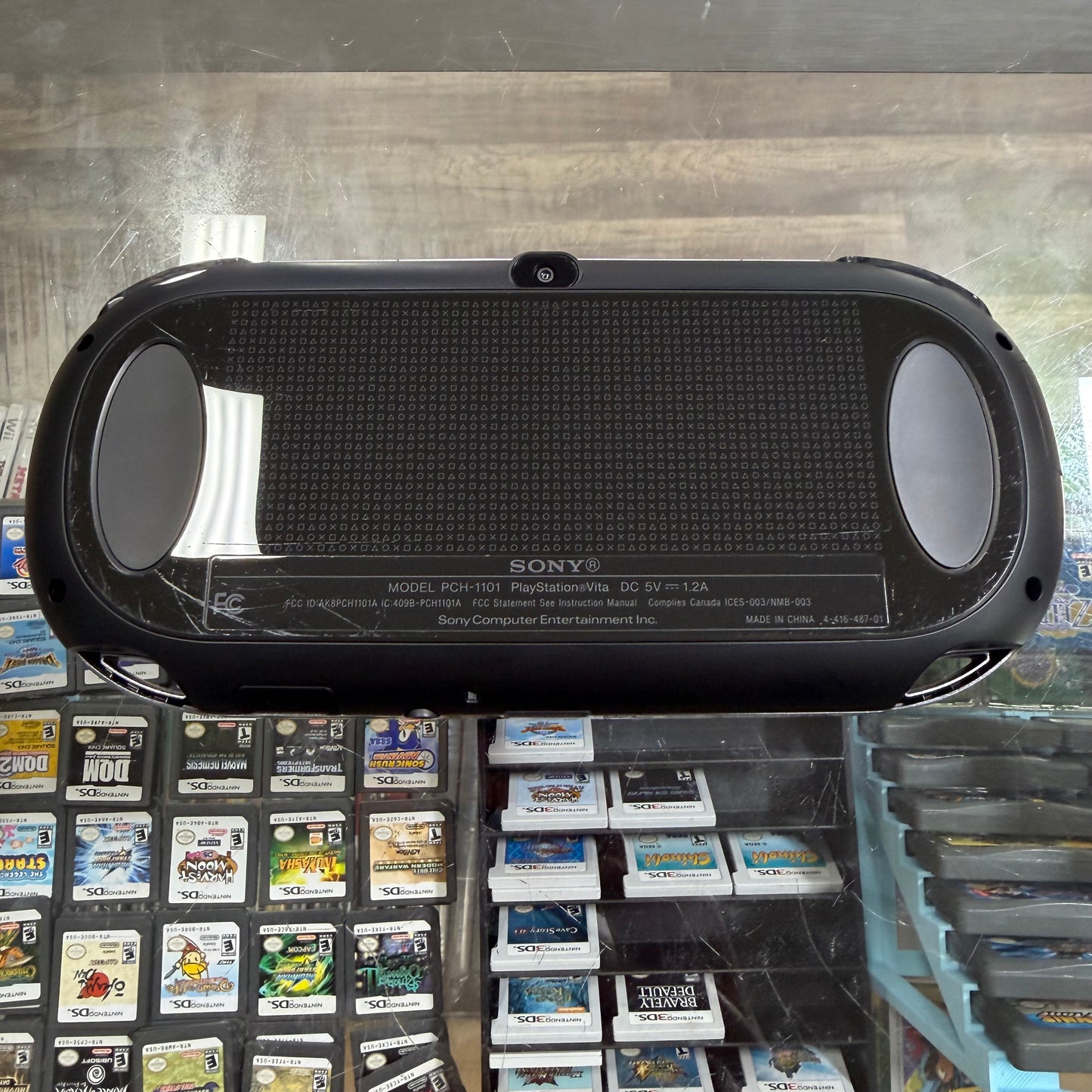 PlayStation Vita WiFi Edition Playstation Vita (downloaded GBA games)