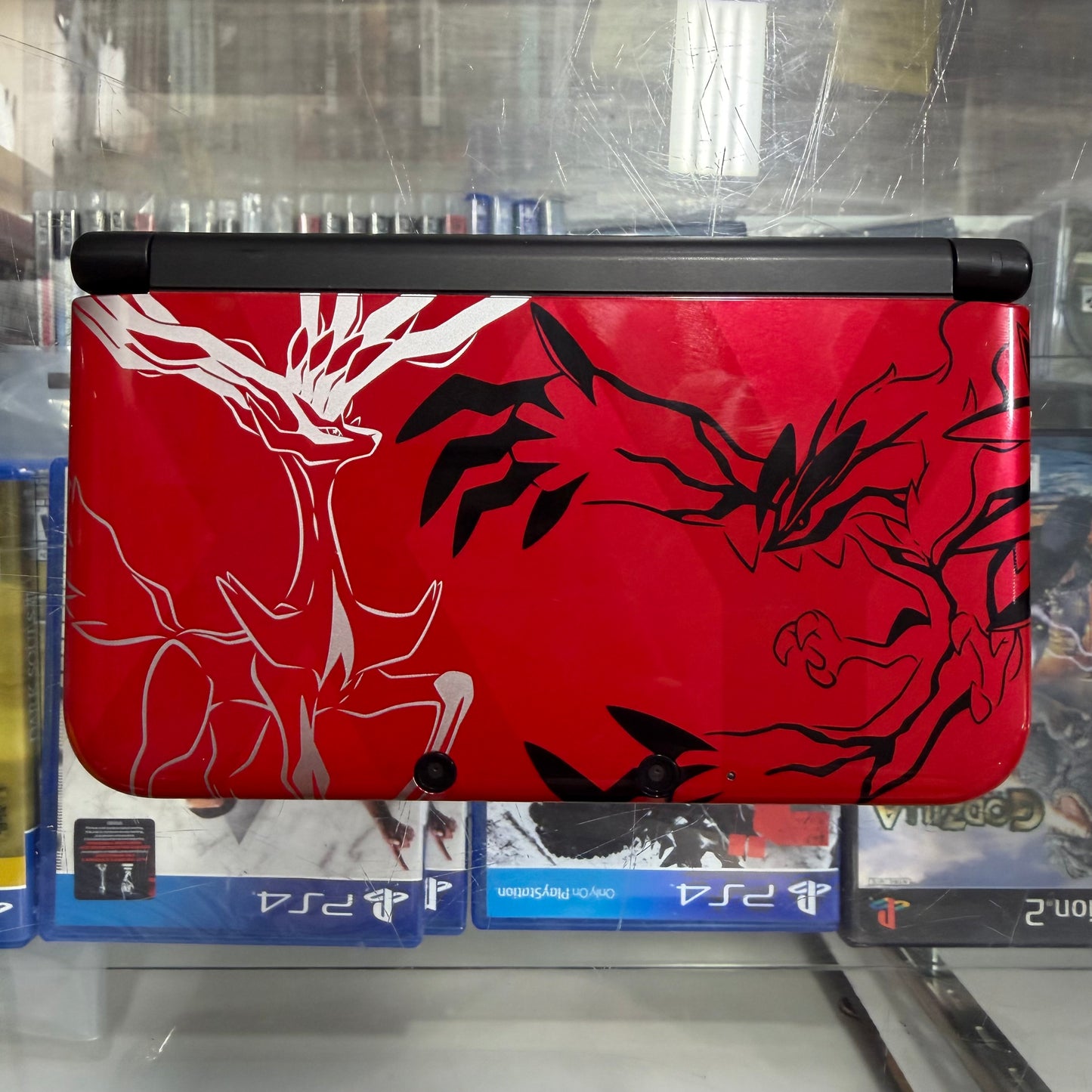 Nintendo 3DS XL Pokemon Xerneas + Yveltal Red Edition Handheld System with Charger (CLEAN)