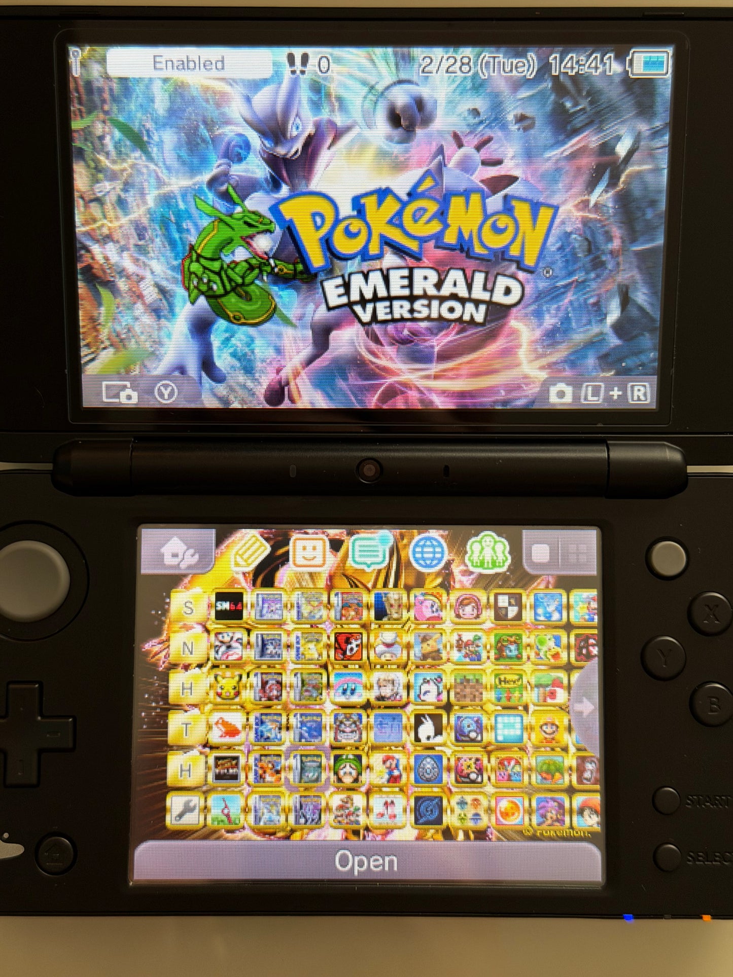 New Nintendo 2DS LL Dragon Quest Liquid Metal Slime Edition JP Nintendo 3DS 250 GB Digital Games
