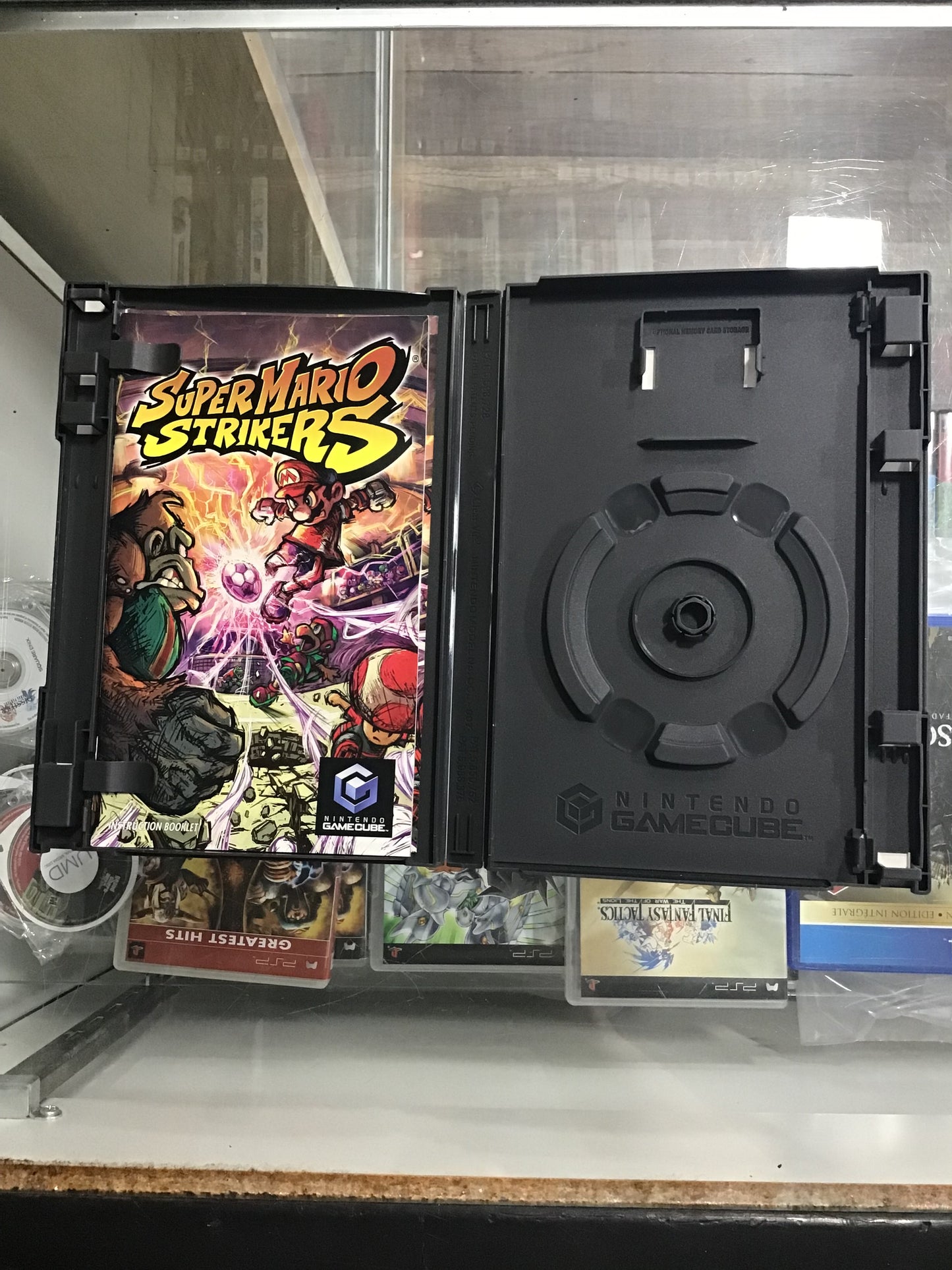 Super Mario Strikers Nintendo GameCube Case and Manual ONLY