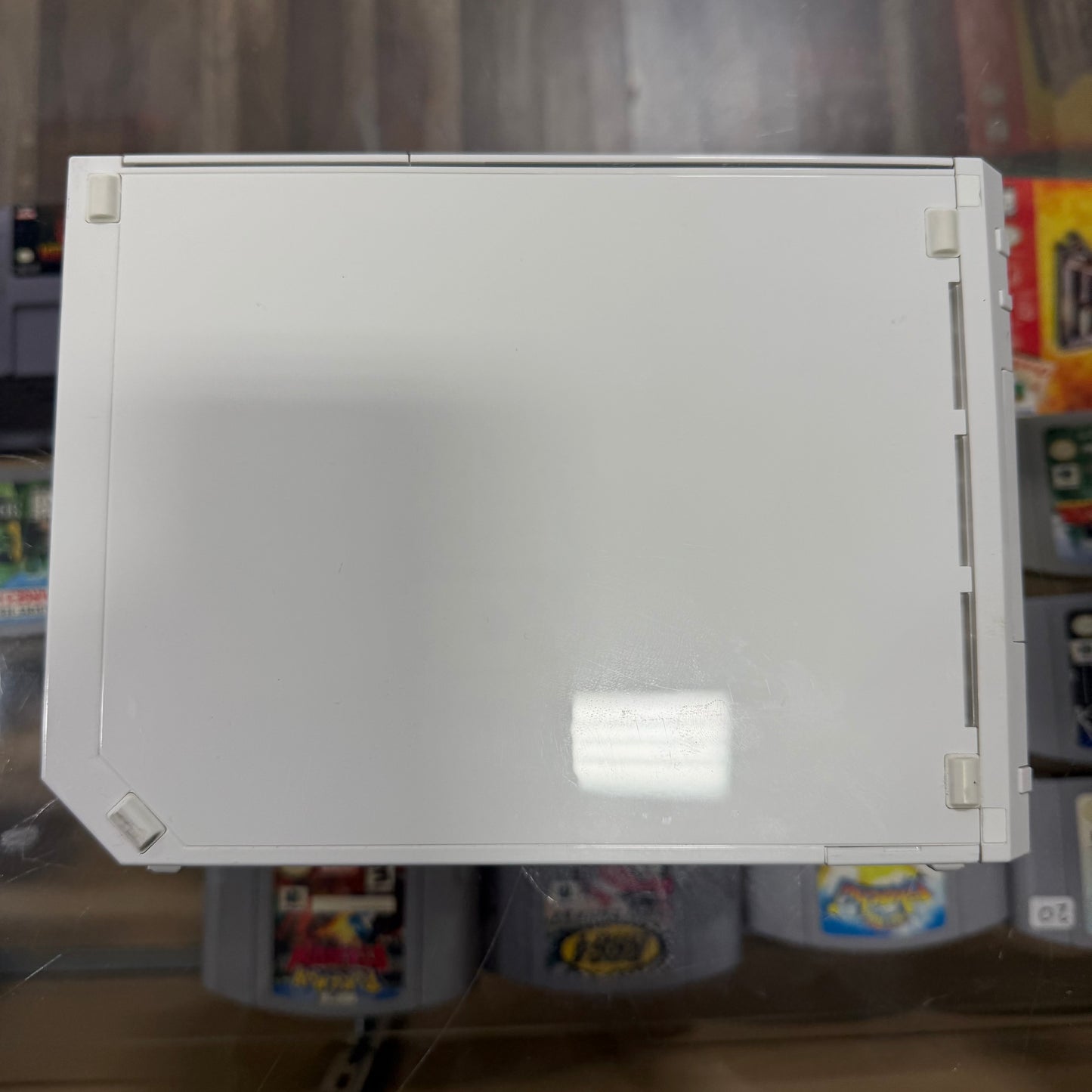 White Nintendo Wii System Wii (cables and controllers included)