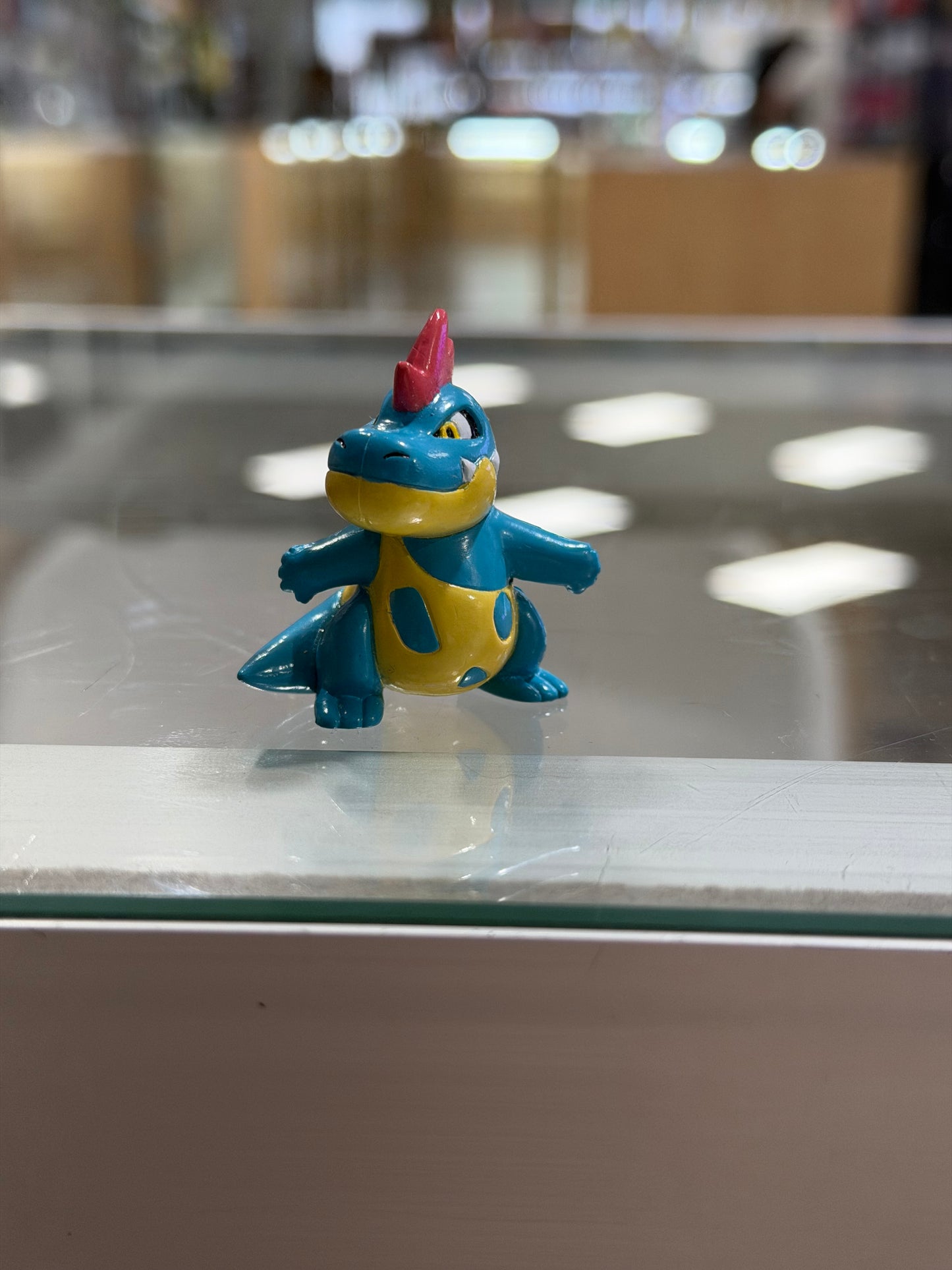 Croconaw Pokemon Tomy Figure