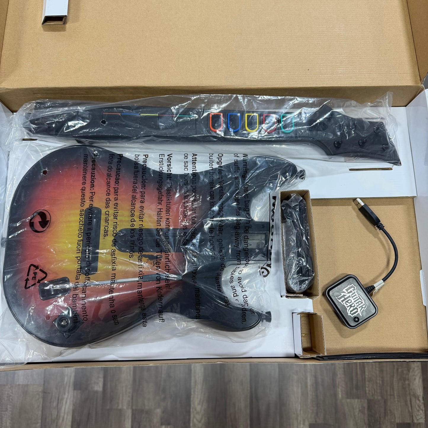 Guitar Hero World Tour [Guitar Kit] Playstation 3