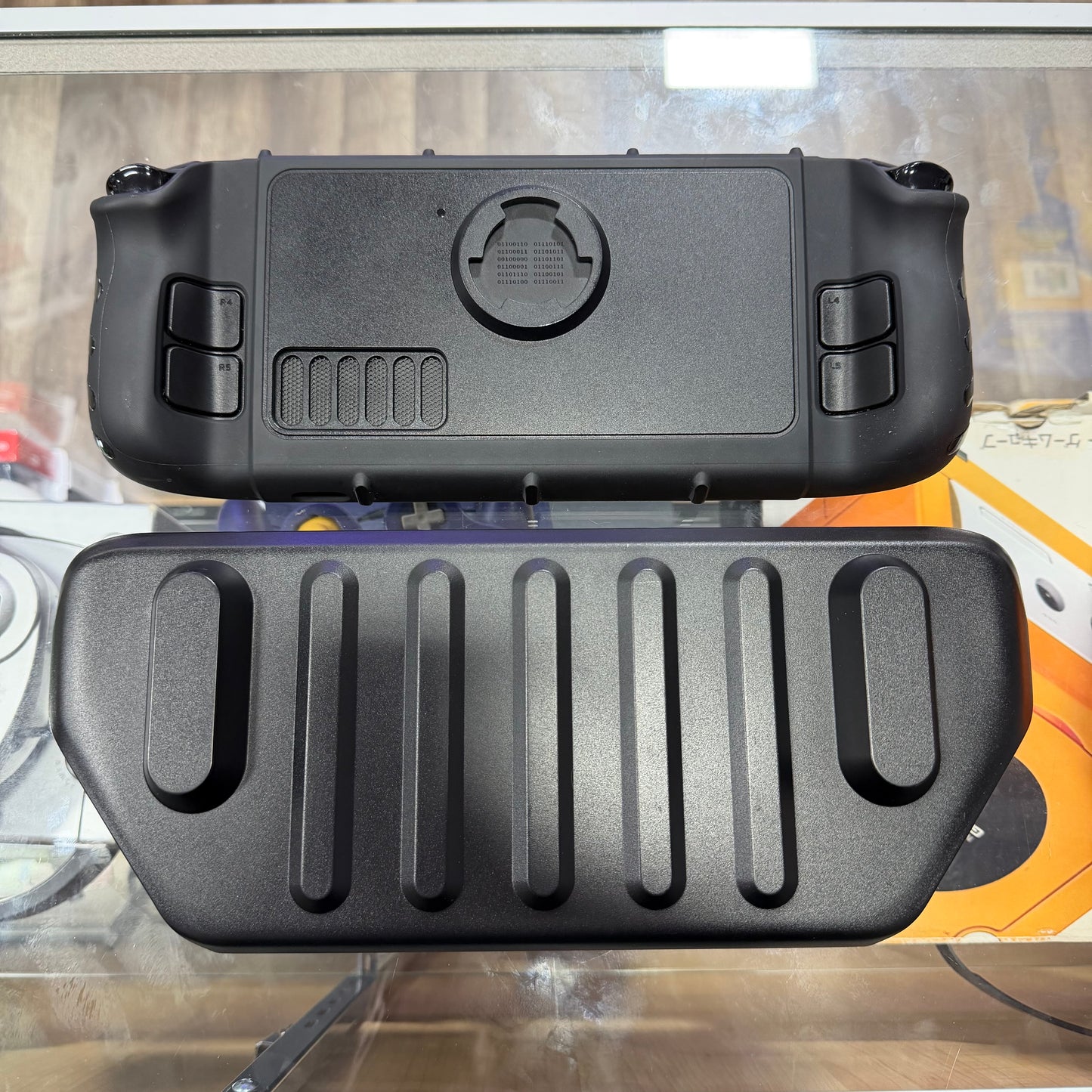 Steam Deck LCD 512GB with Charger and Killswitch Case