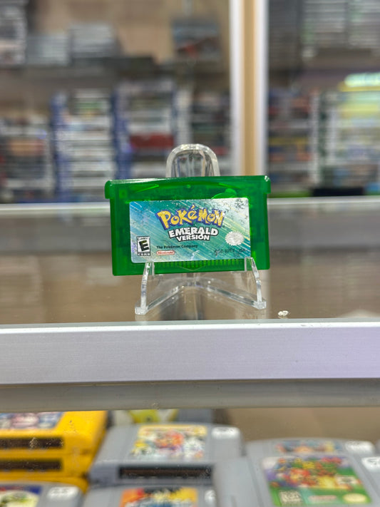 Pokémon Emerald Gameboy Advance Authentic Working Battery