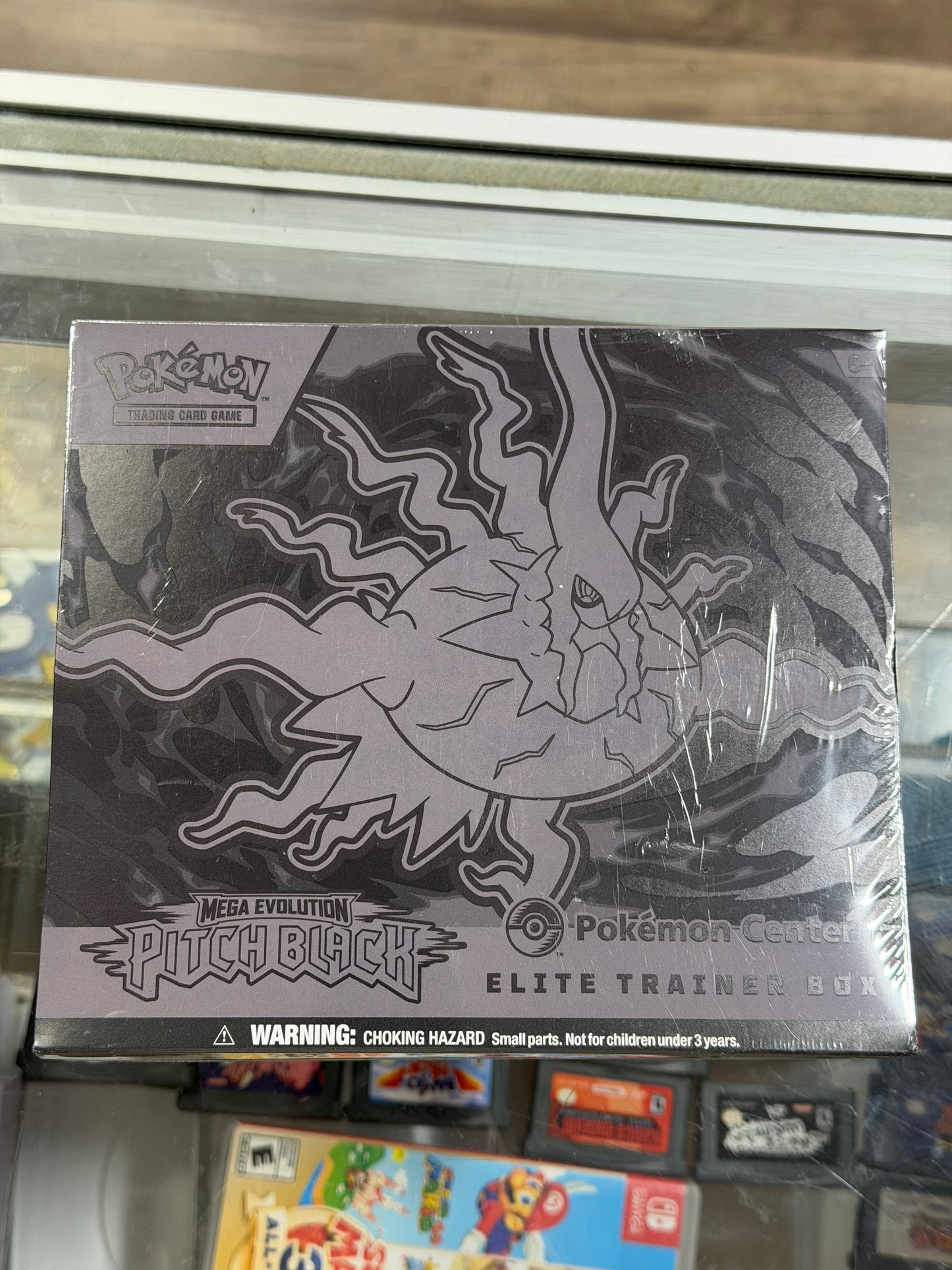 Pokémon Pitch Black Pokemon Center Elite Trainer Box